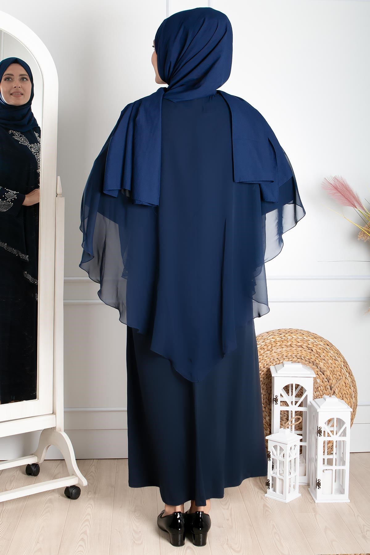 GÜLBİN ABİYEFHM642-LACİVERTFahima