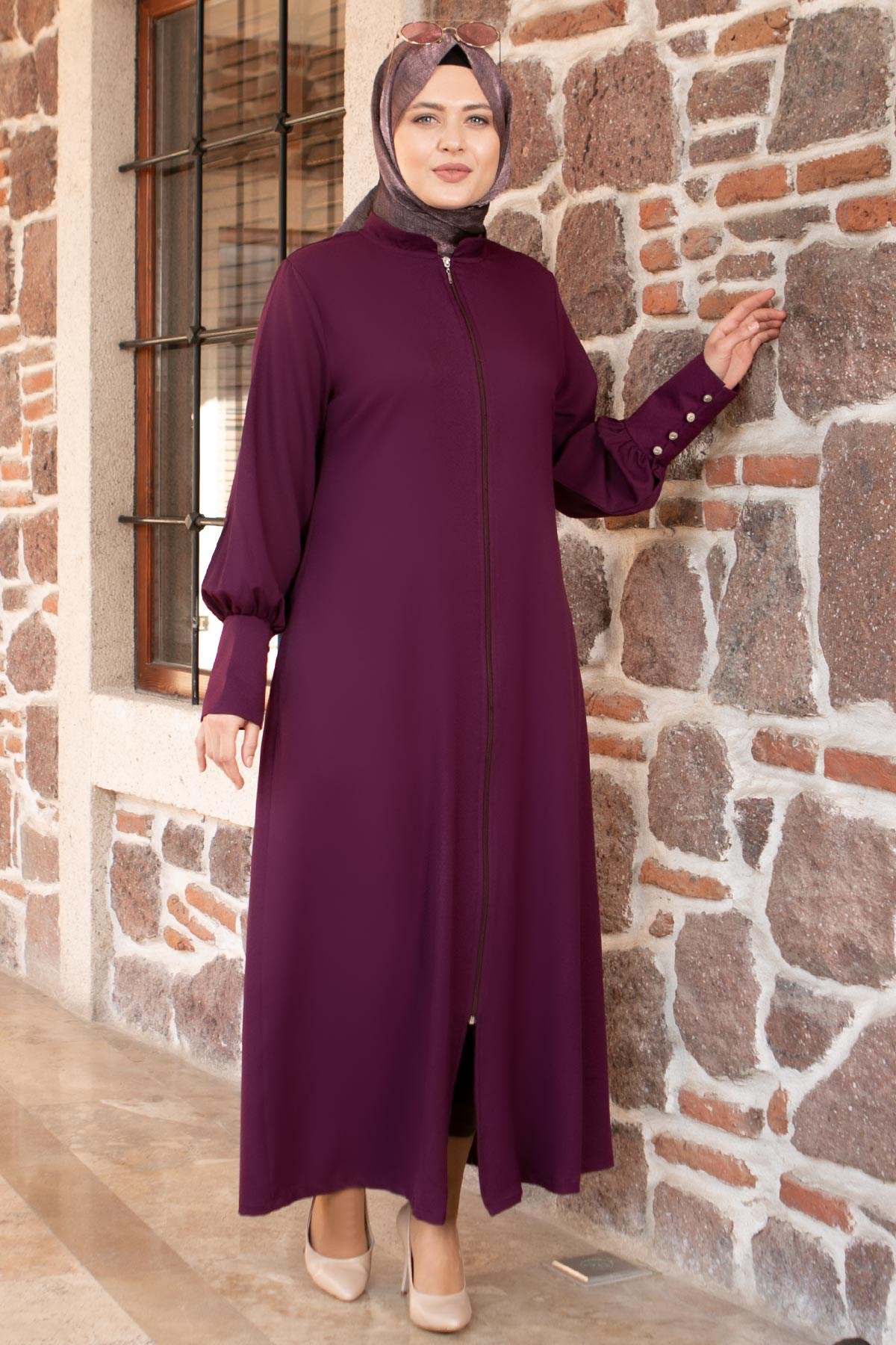 DÜĞME DETAYLI FERMUARLI FERACEFHM828-MÜRDÜMFahima
