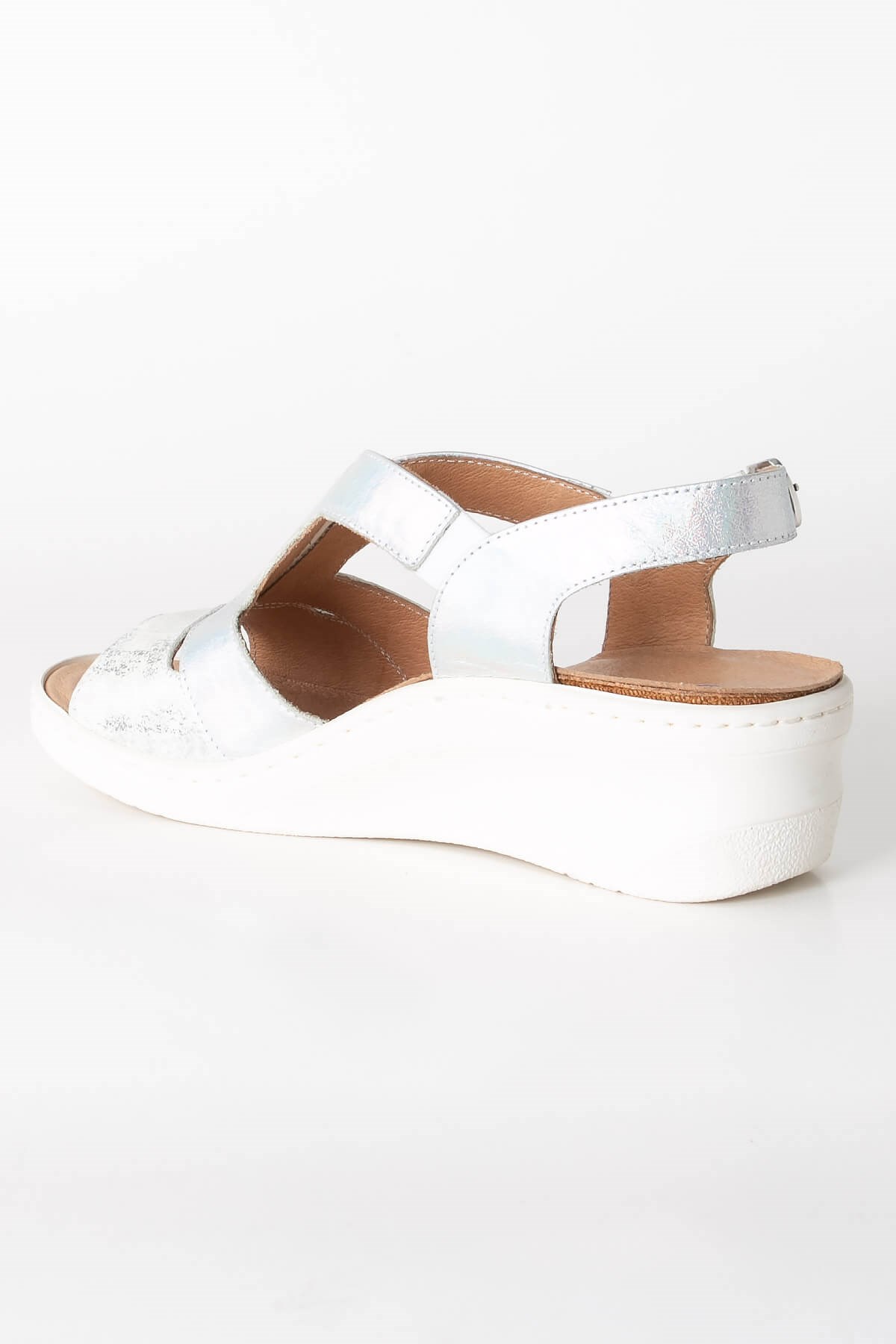 Hakiki  Deri  Anatomik  Sandalet Gümüş  ZND1365803ZND1365803-GÜMÜŞSoftMode