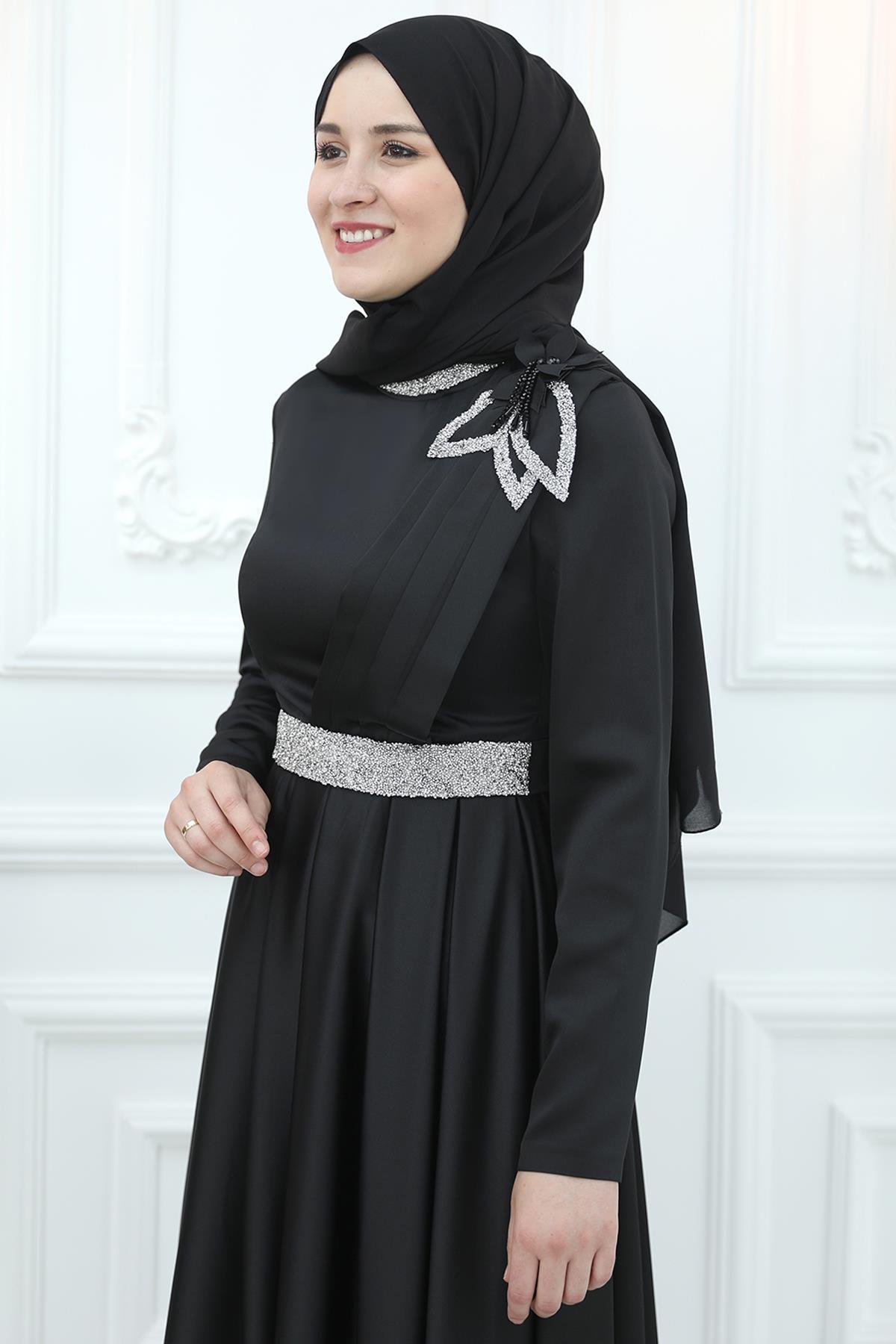 ŞULE SATEN ABİYEAMH902-SİYAHAmine Hüma