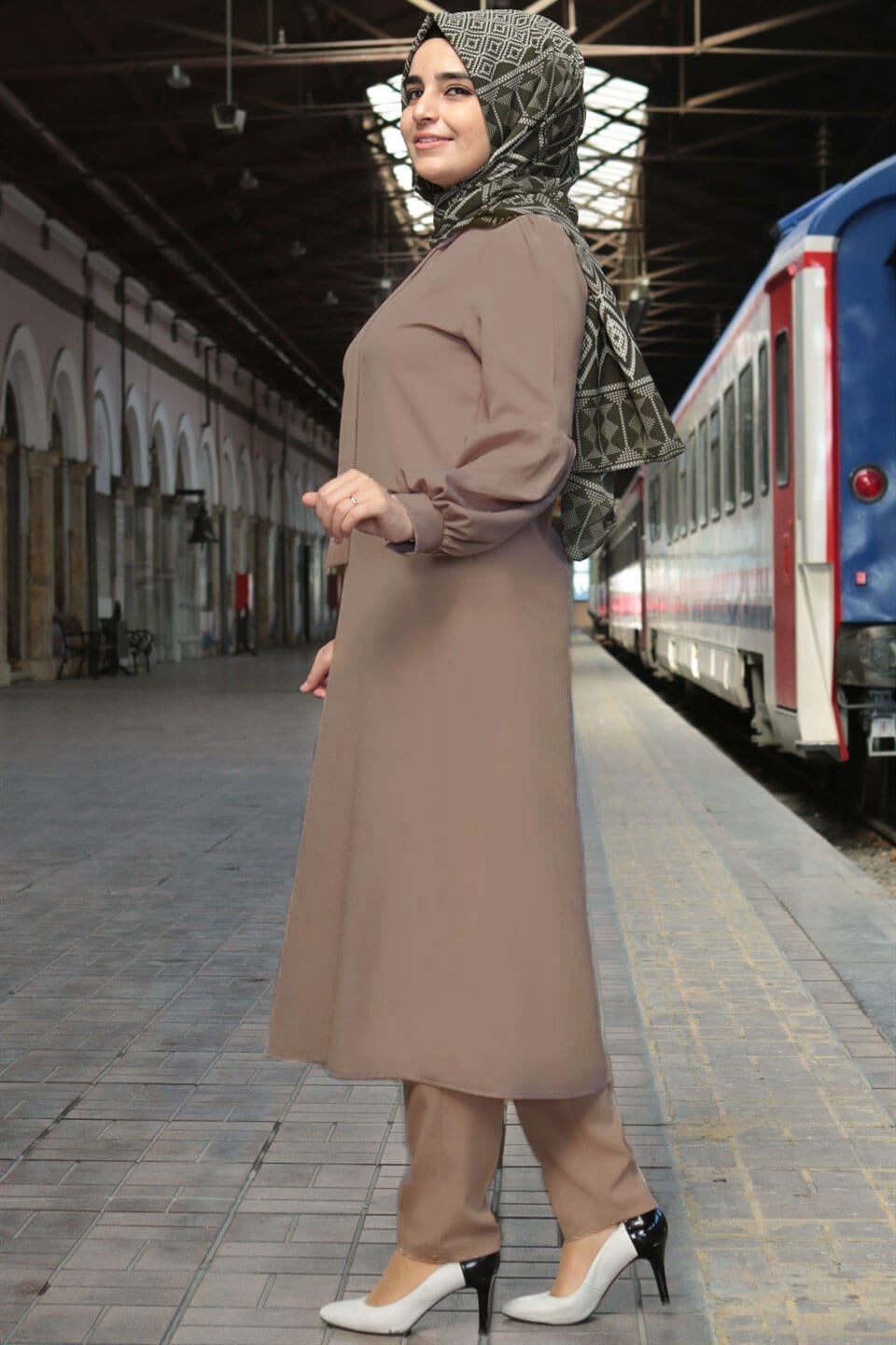 Tunika - Hose - 2'er Set - Krepp - Ohne Innenfutter - Rundhalsausschnitt - Nerz - FHM492