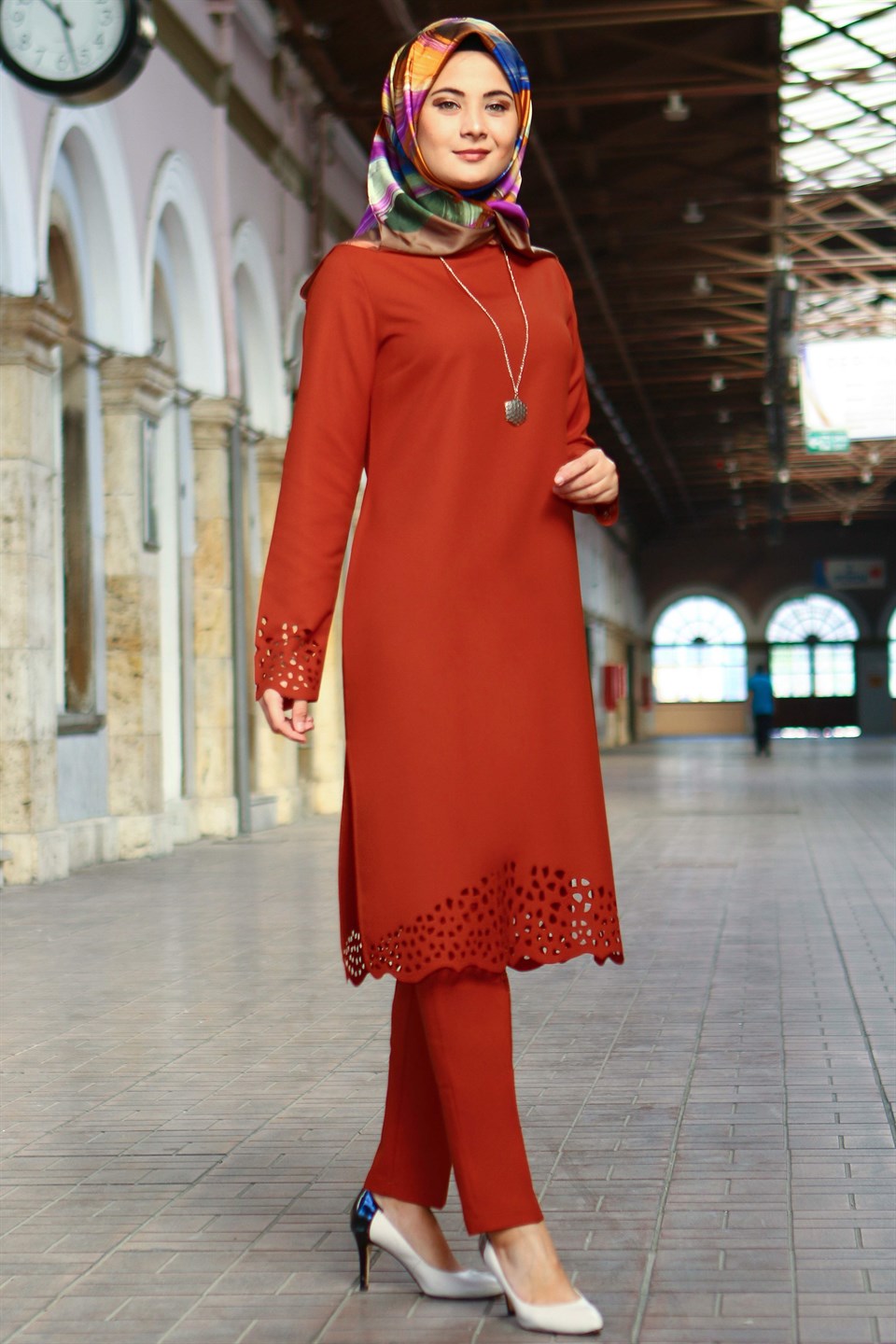 Tunic - Pants - 2 Piece Suit - Crepe - Unlined - High Collar - Brick - FHM520