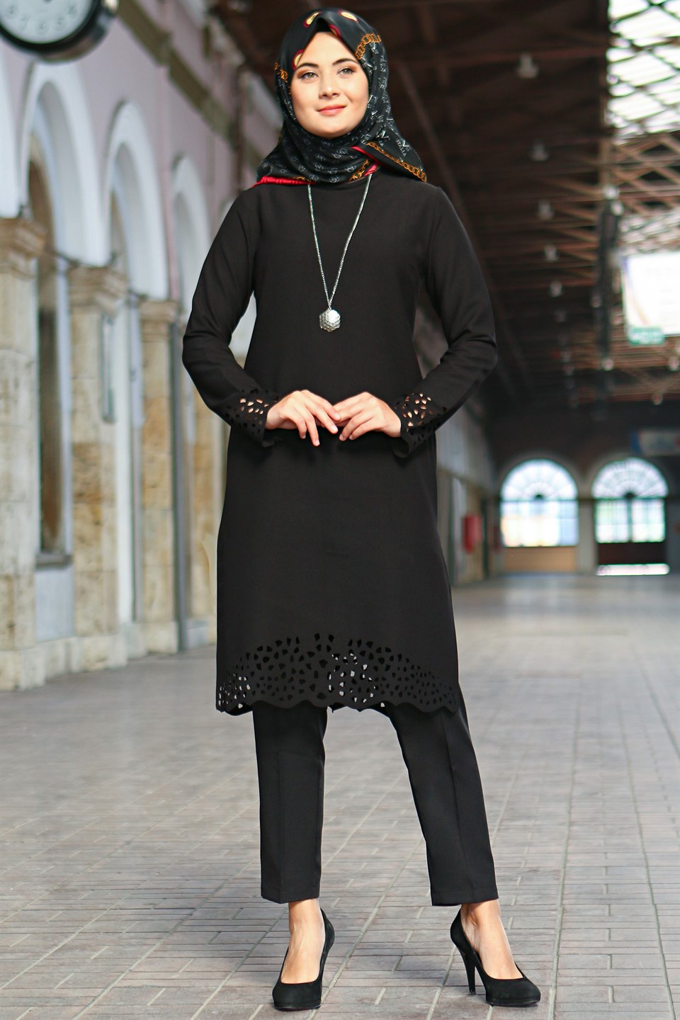 Tunic - Pants - 2 Piece Suit - Crepe - Unlined - High Collar - Siyah - FHM520