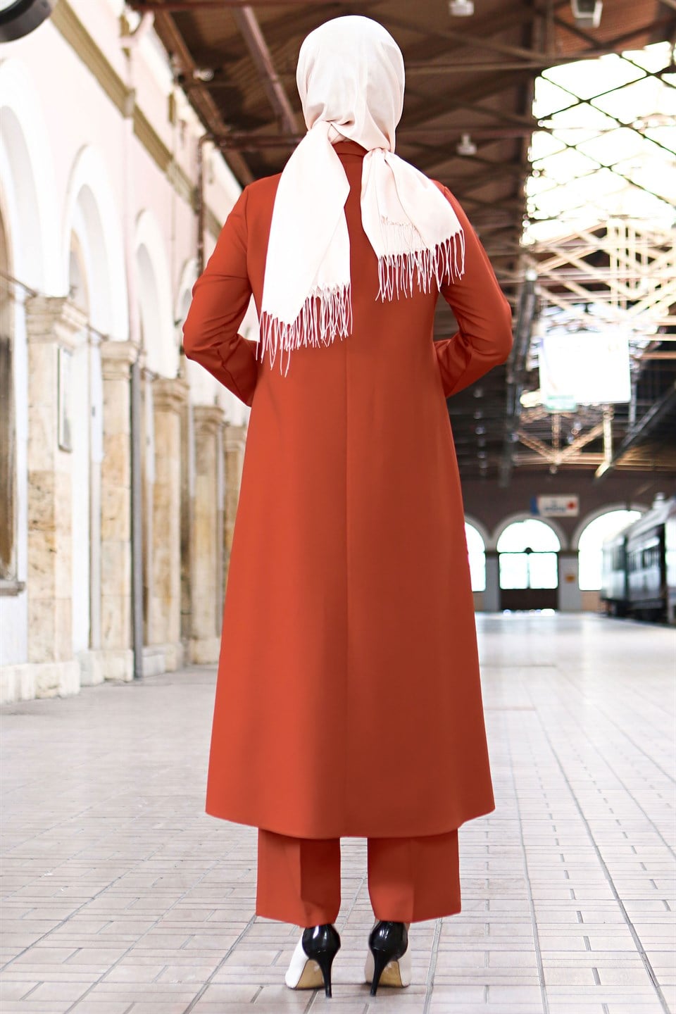 Tunic - Pants - 2 Piece Suit - Crepe - Unlined - Crew Neck - Brick - FHM592