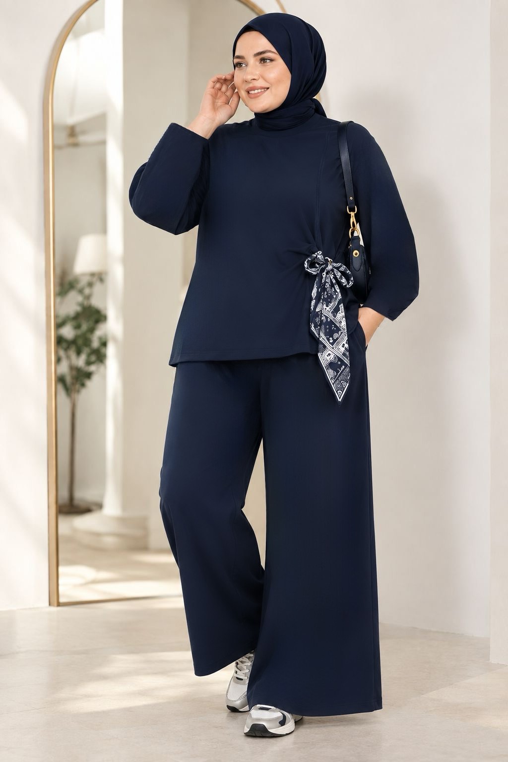 Büyük Beden Bluz Pantolon Fularlı Takım Lacivert FHMED003FHMED003-LACİVERTFahima