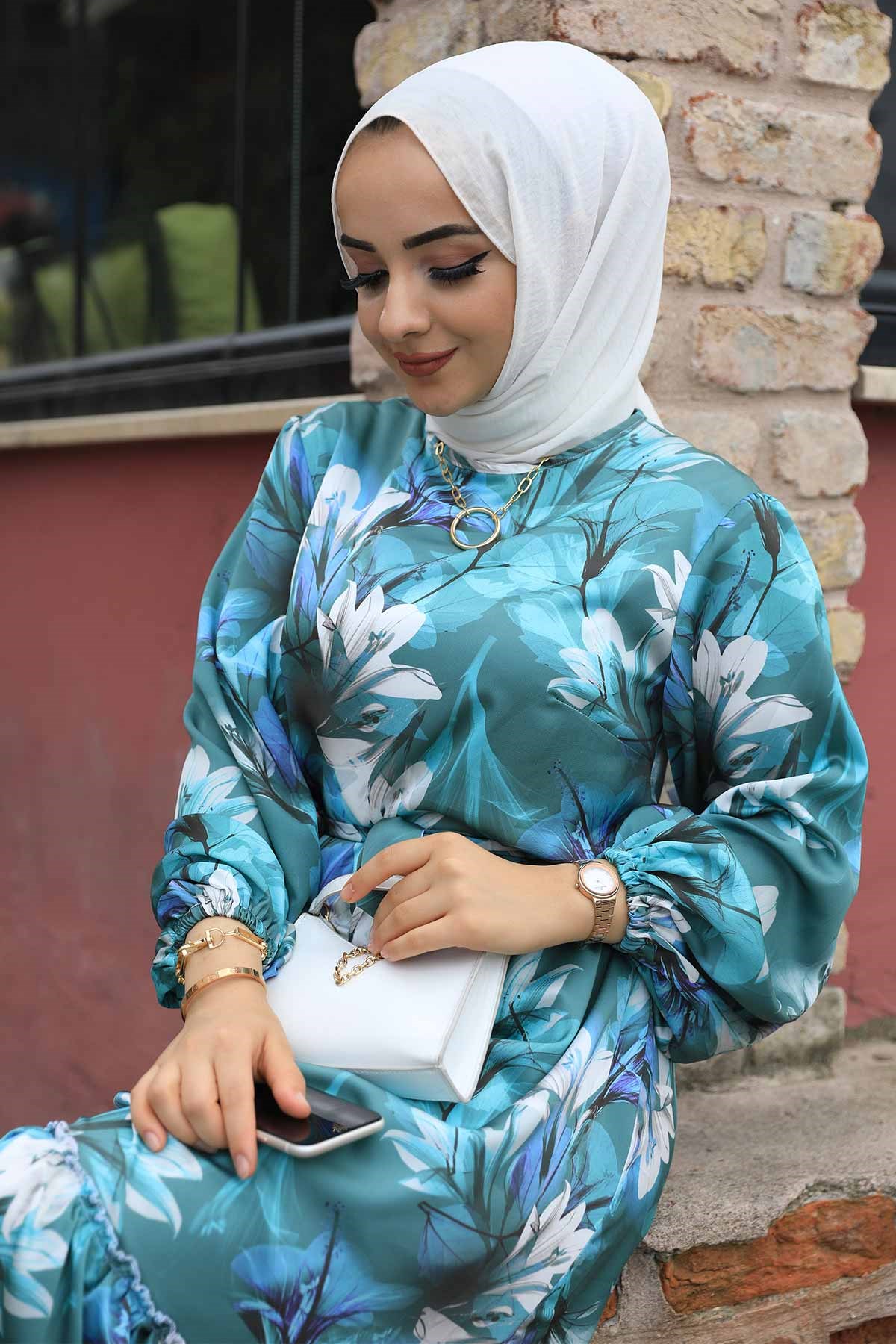 KUMSAL ELBİSE