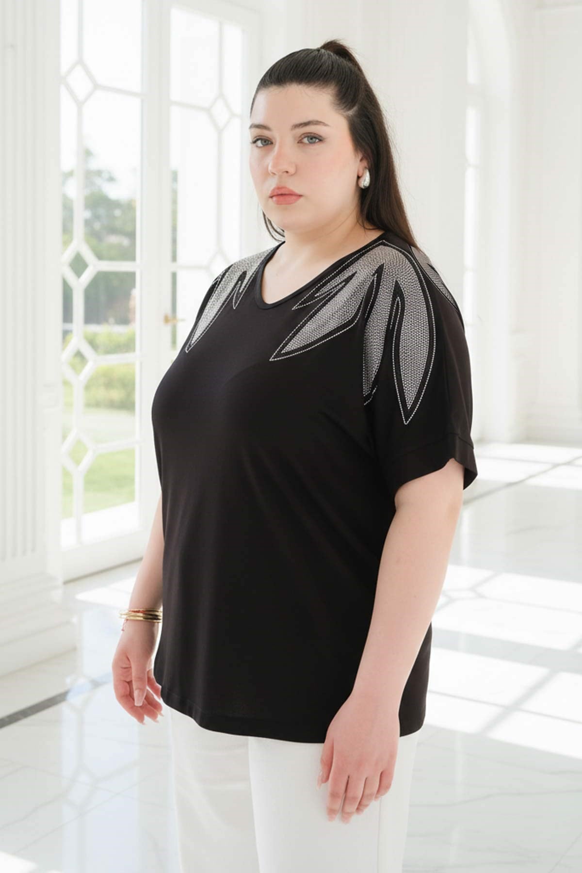 Siyah Parlak Omuz Detaylı BluzMDVB01-SiyahModaviki