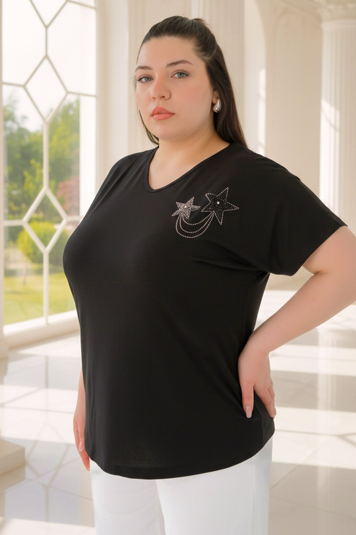 Siyah Yıldız İşleme Detaylı BluzMDVB02-SiyahModaviki