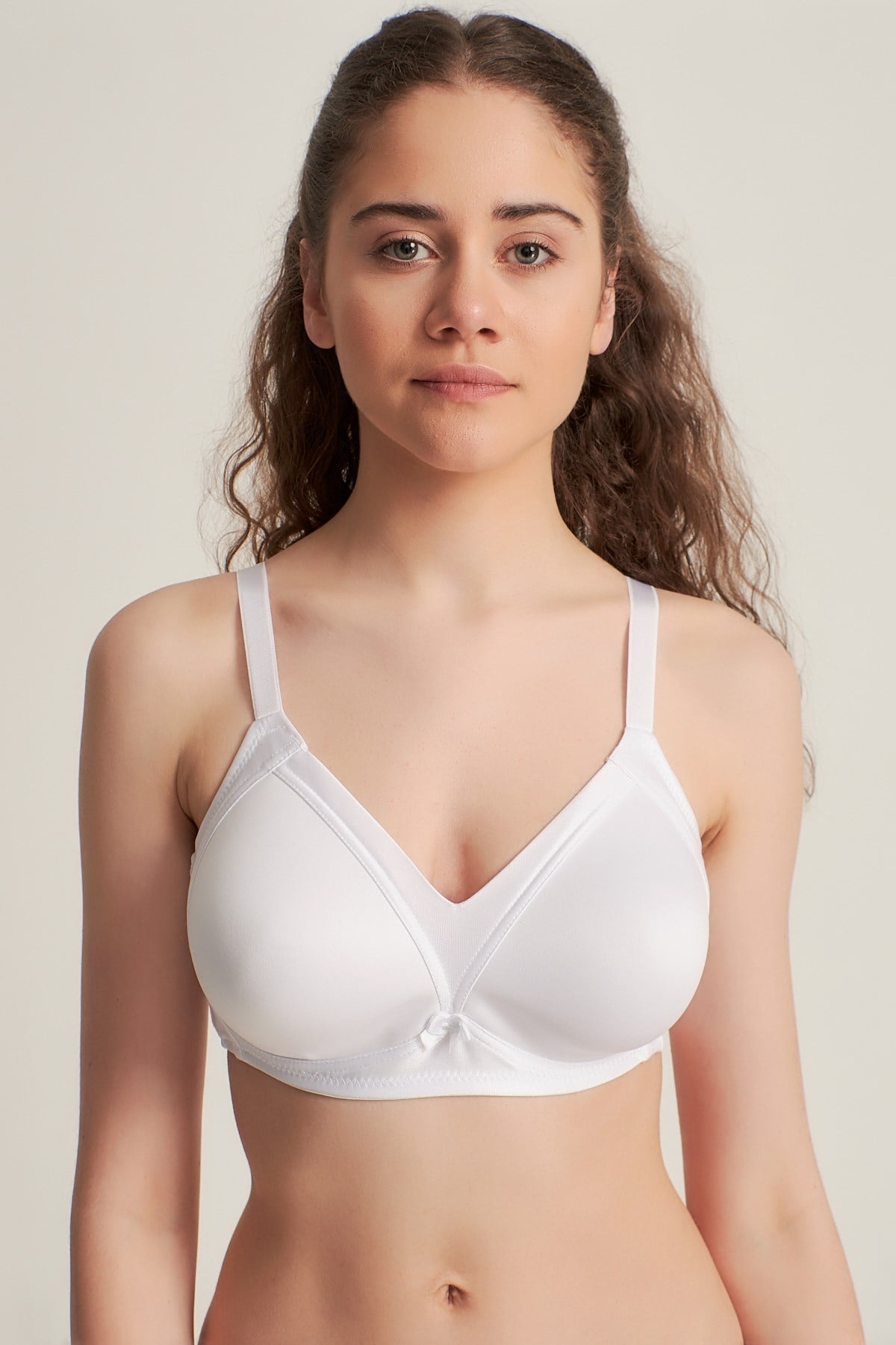 Kadın 901050 Toparlayıcı Telsiz Soft Cup Sütyen BEYAZ
