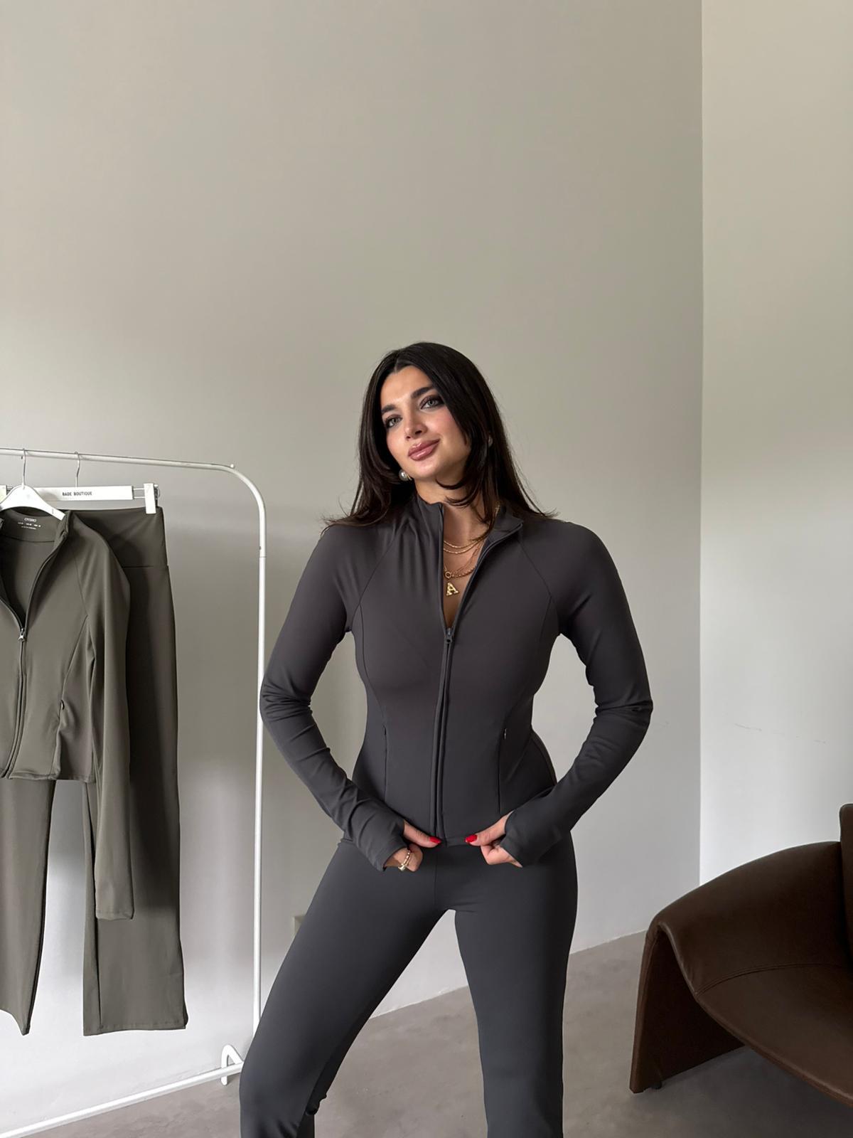 Antrasit Comfortlux Likralı Takım