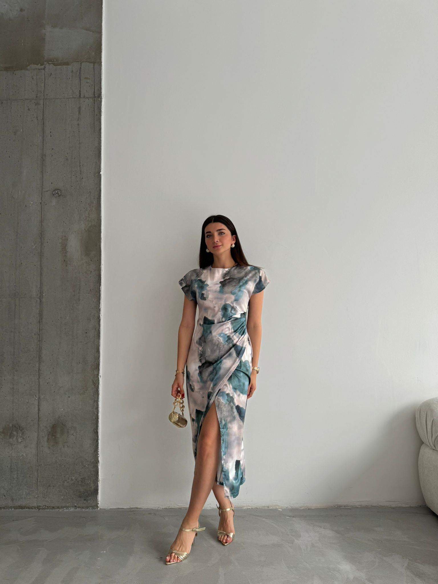 Batik Desenli Veronika Elbise