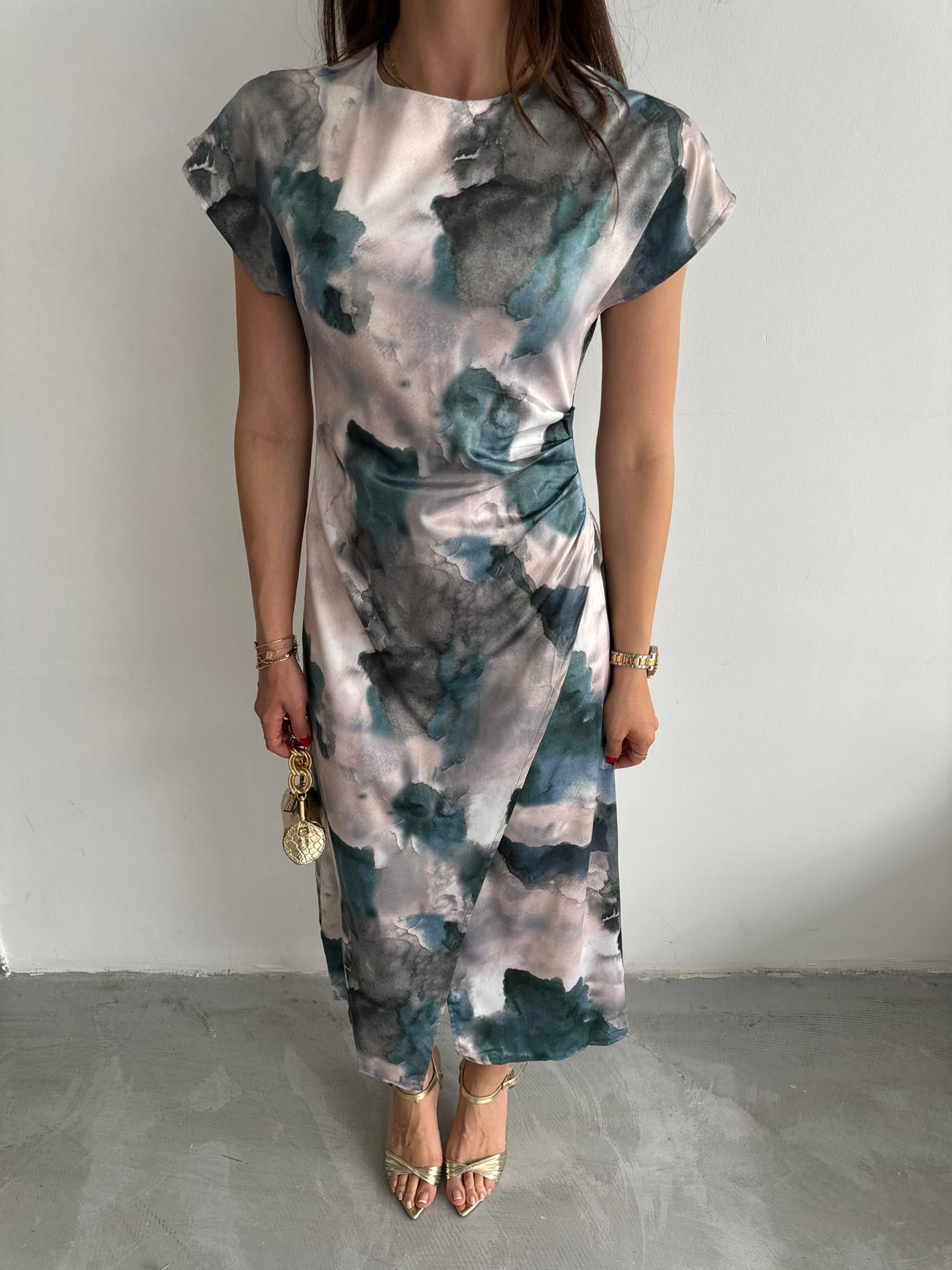 Batik Desenli Veronika Elbise