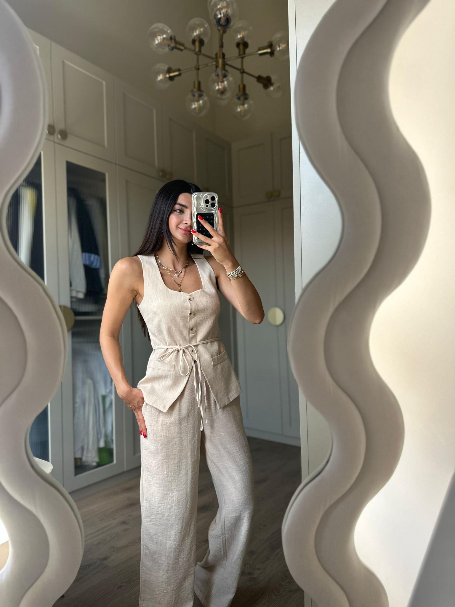 Bej Bağcıklı Yelek Pantolon Takım