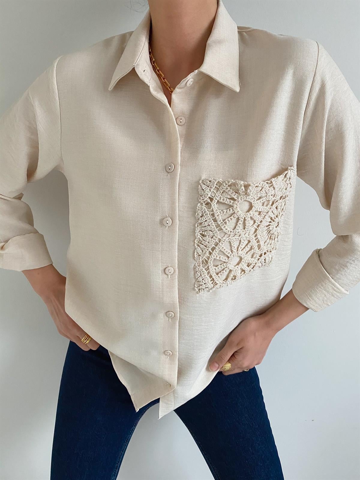 Bej Dantel Cepli Gömlek