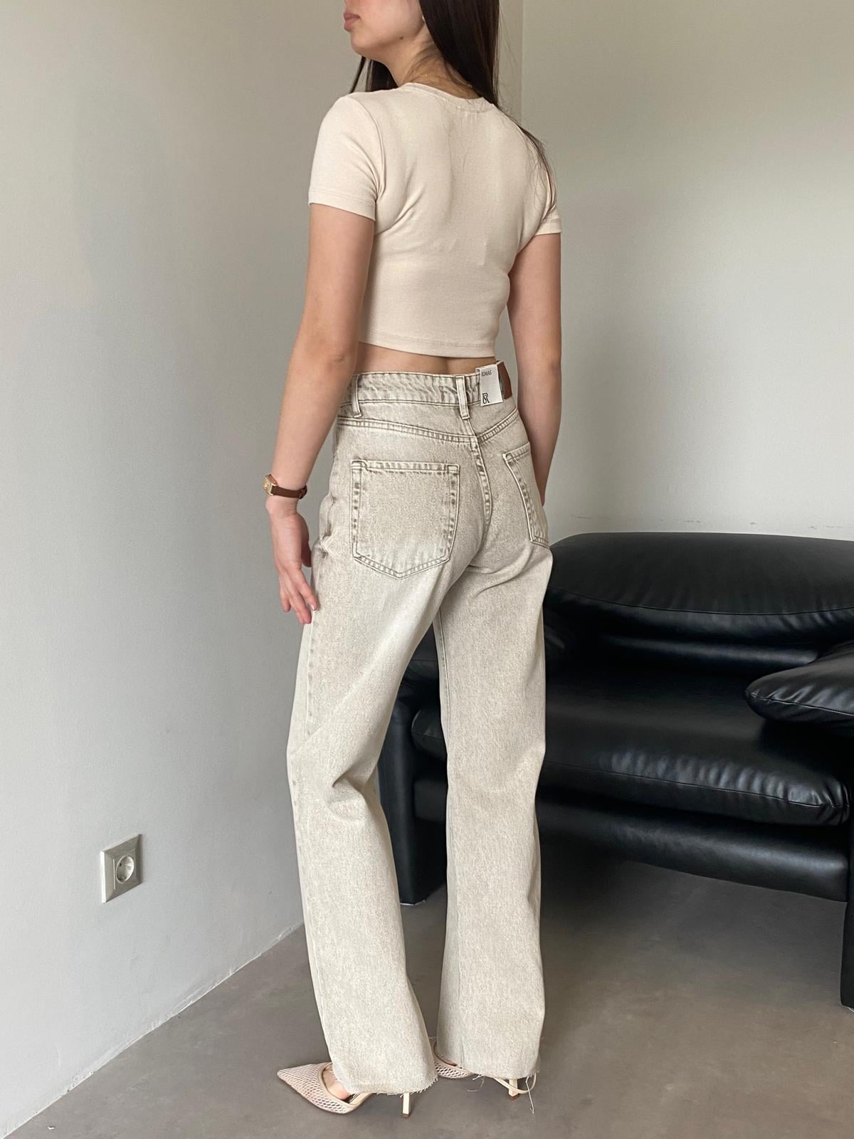 Bej Kesik Paça Straight Jean