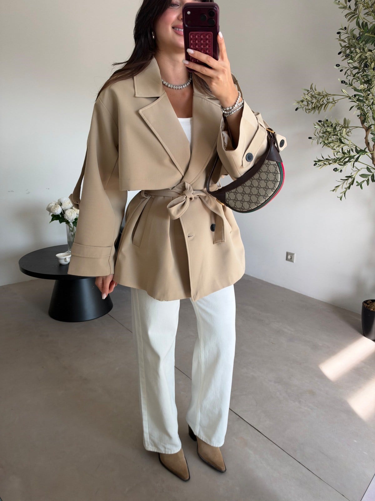 Bej Oversize Kısa Trenç