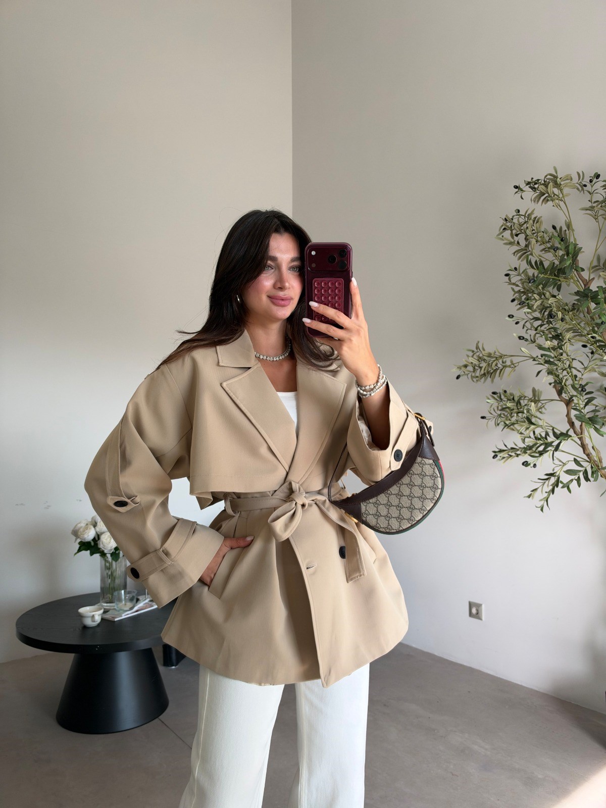 Bej Oversize Kısa Trenç
