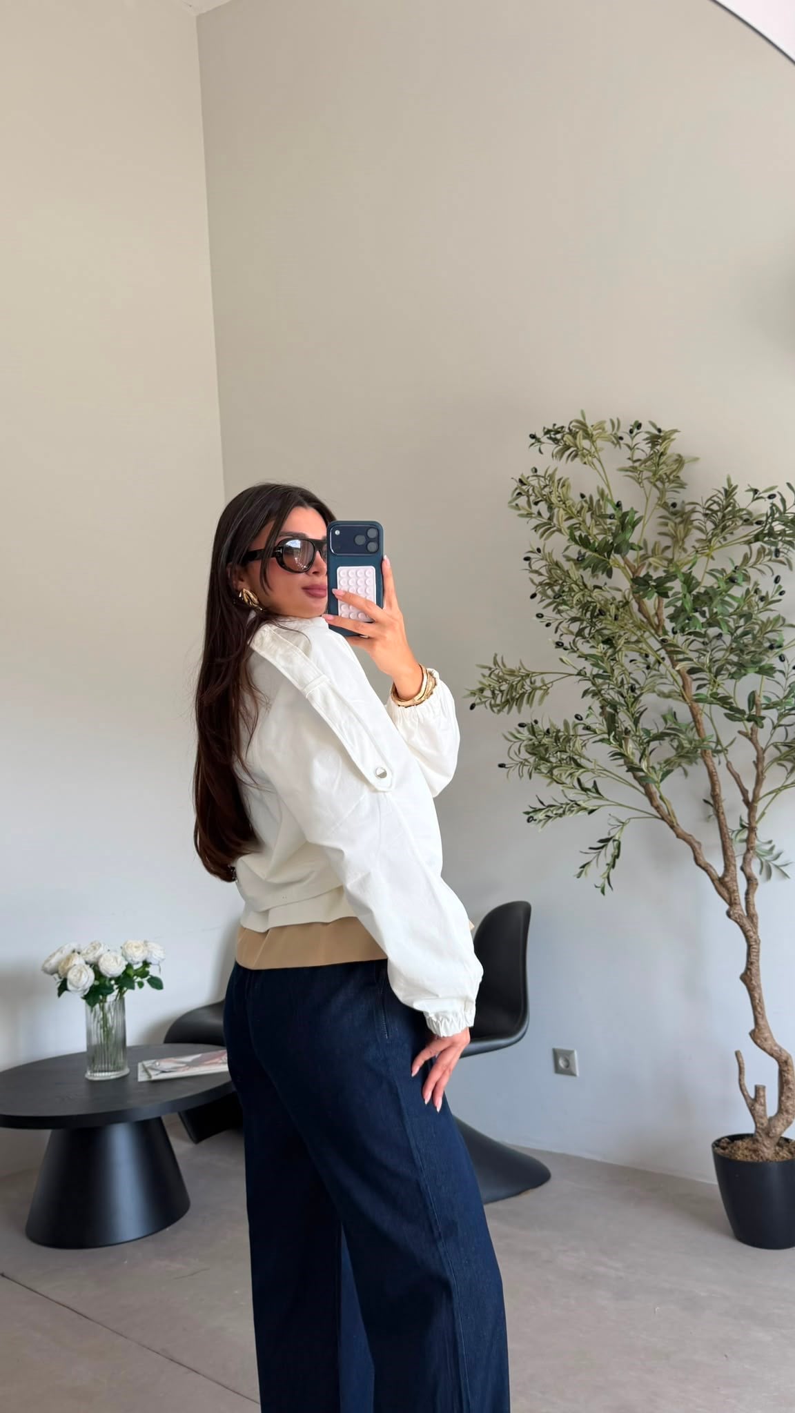 Beyaz Beli Büzgülü Dik Yaka Ceket