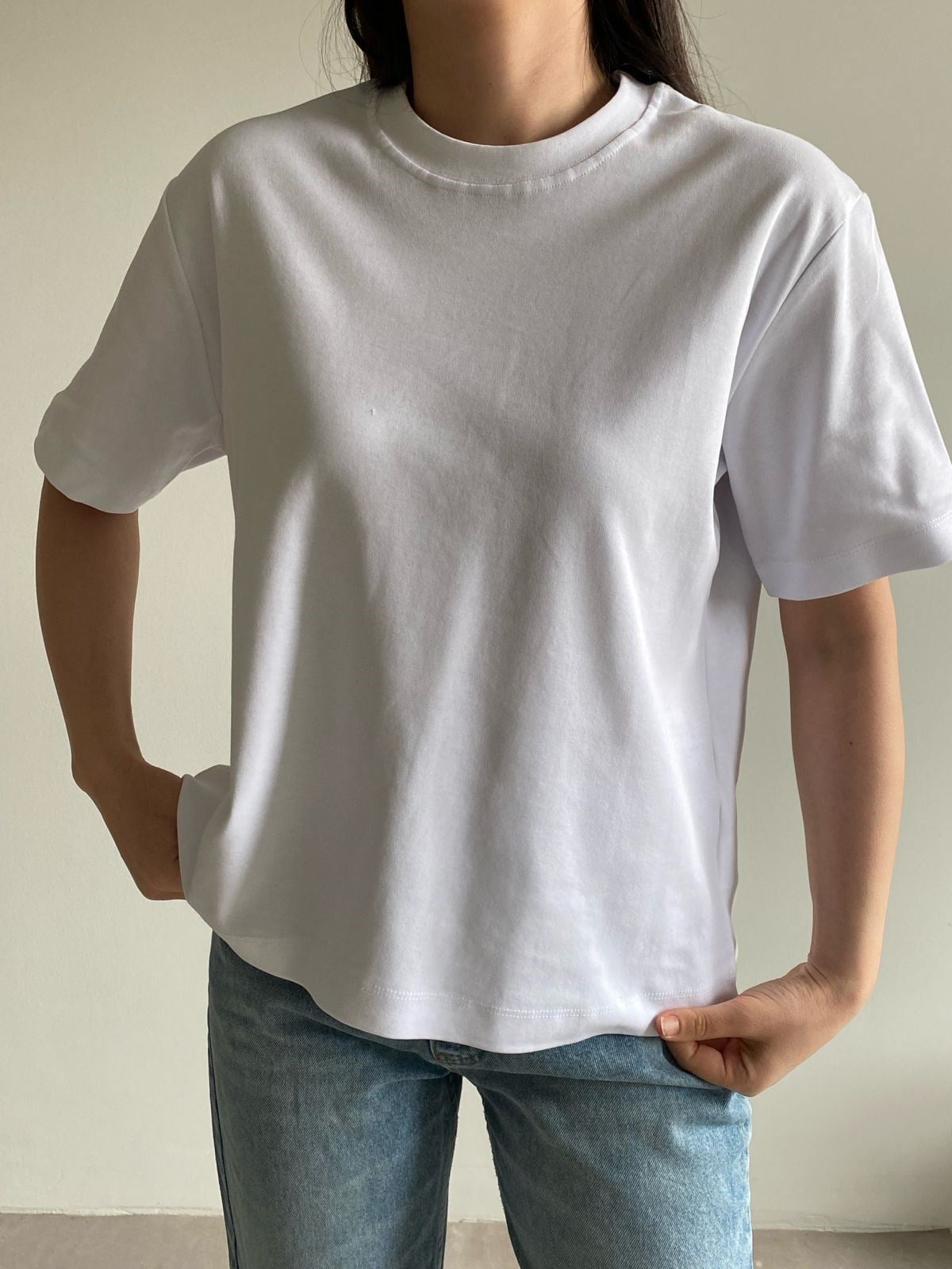 Beyaz Bisiklet Yaka Babe Basic Tişört