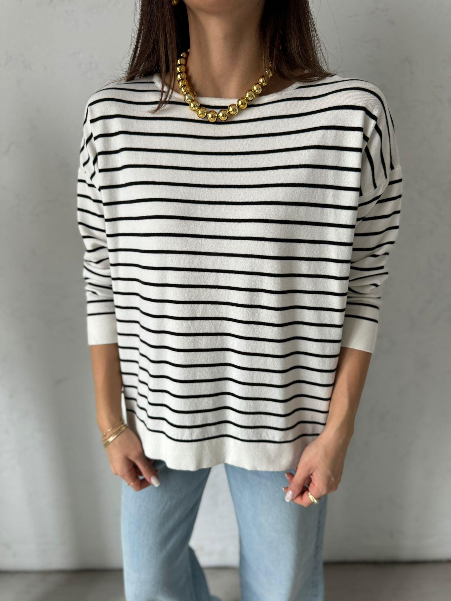 Beyaz Çizgili Oversize Bluz