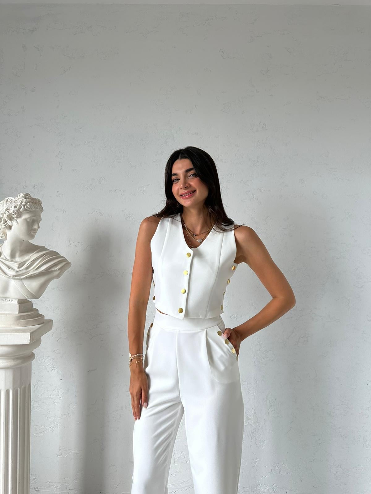Beyaz Gold Düğmeli Lucy Takım