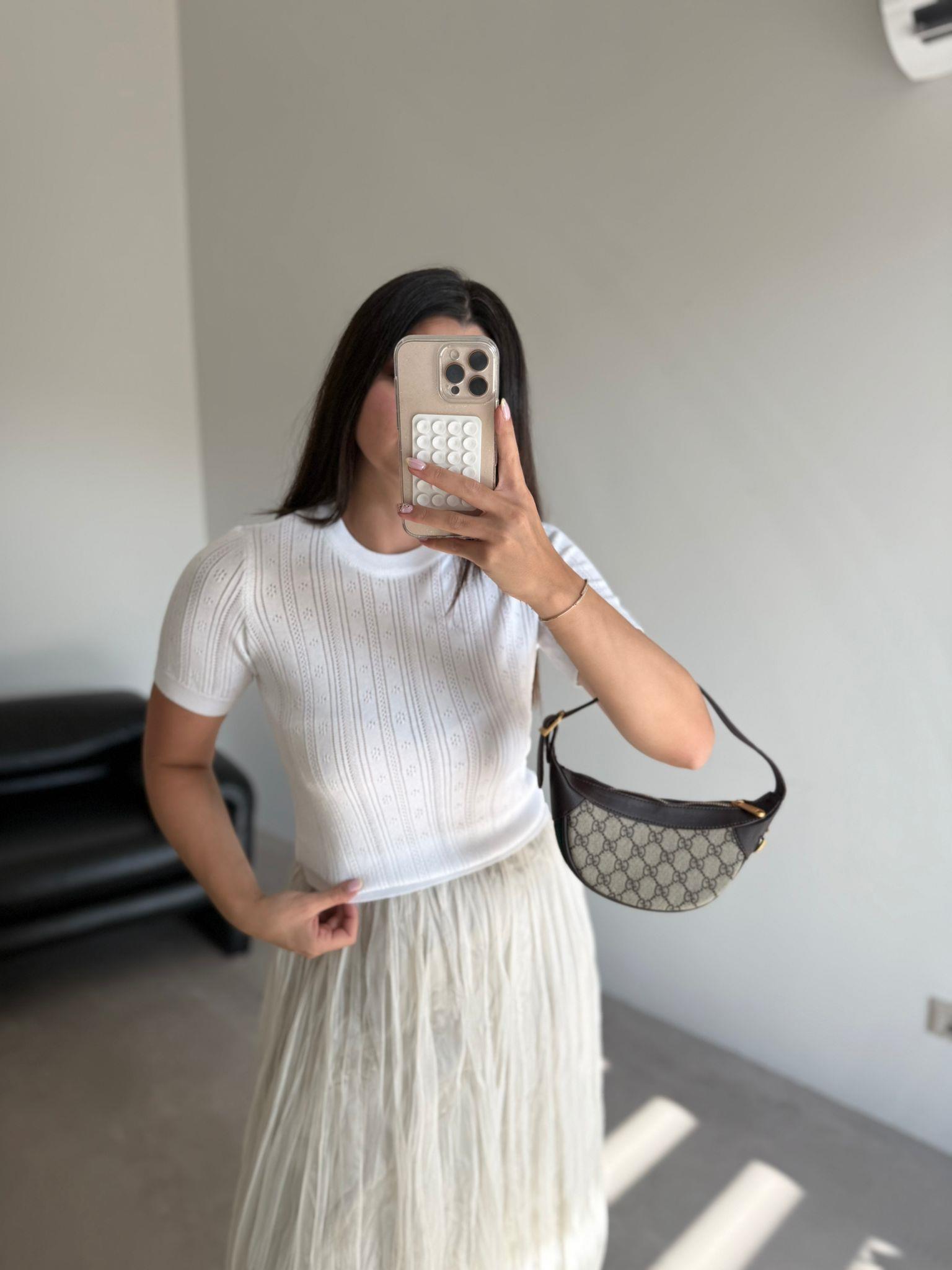 Beyaz Kendinden Desenli Triko Bluz