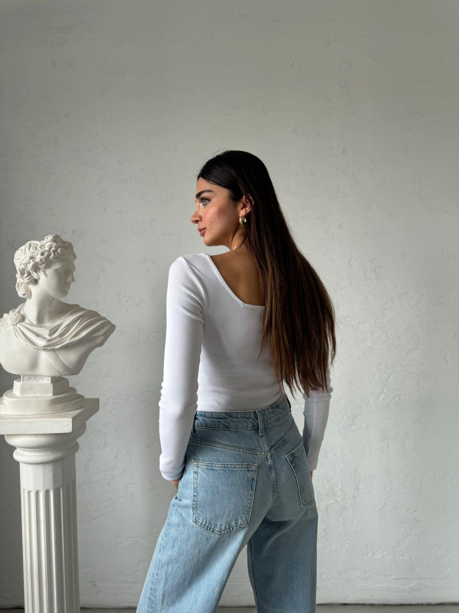 Beyaz Sandık Yaka Bodysuit