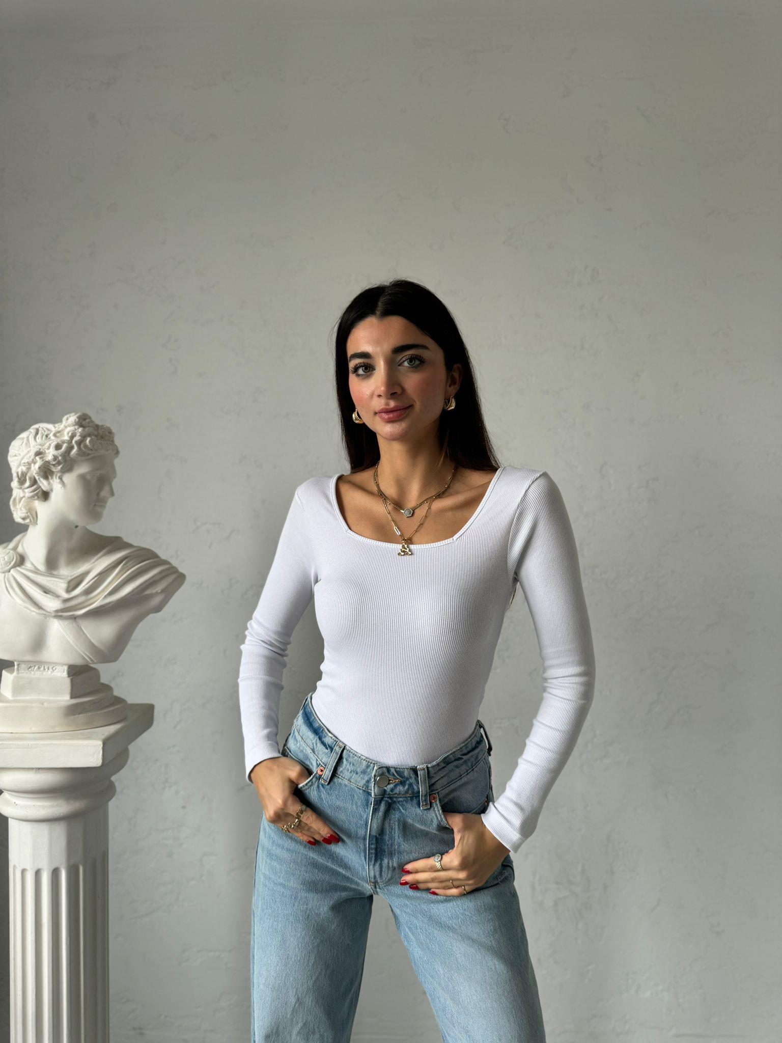 Beyaz Sandık Yaka Bodysuit