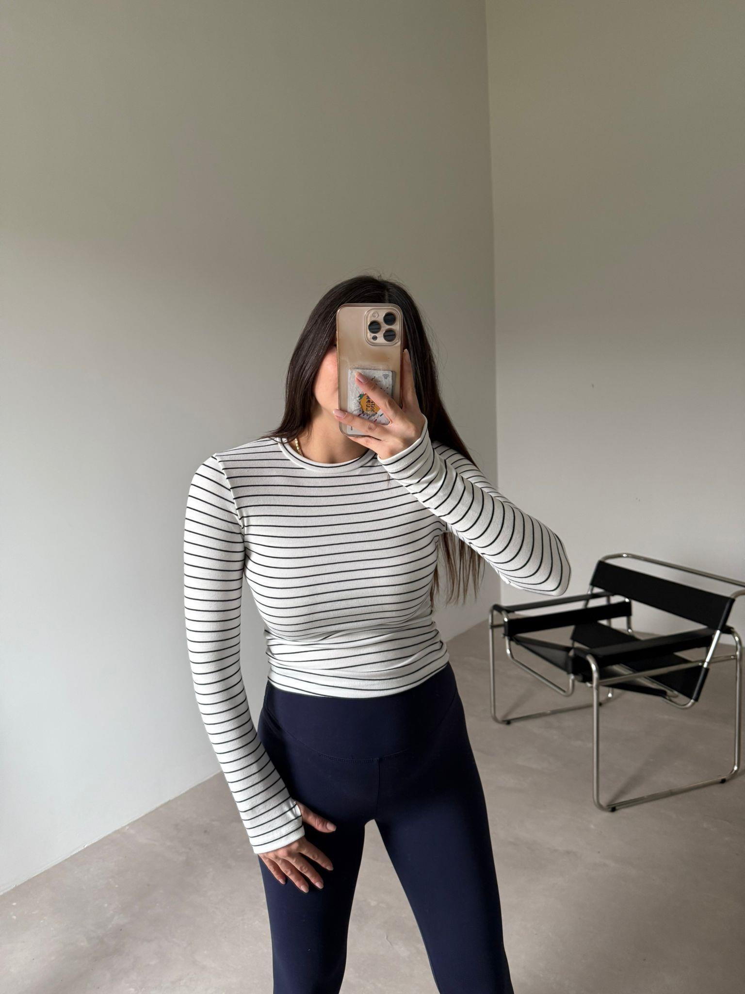 Beyaz Siyah Çizgili Basic Aura Bluz