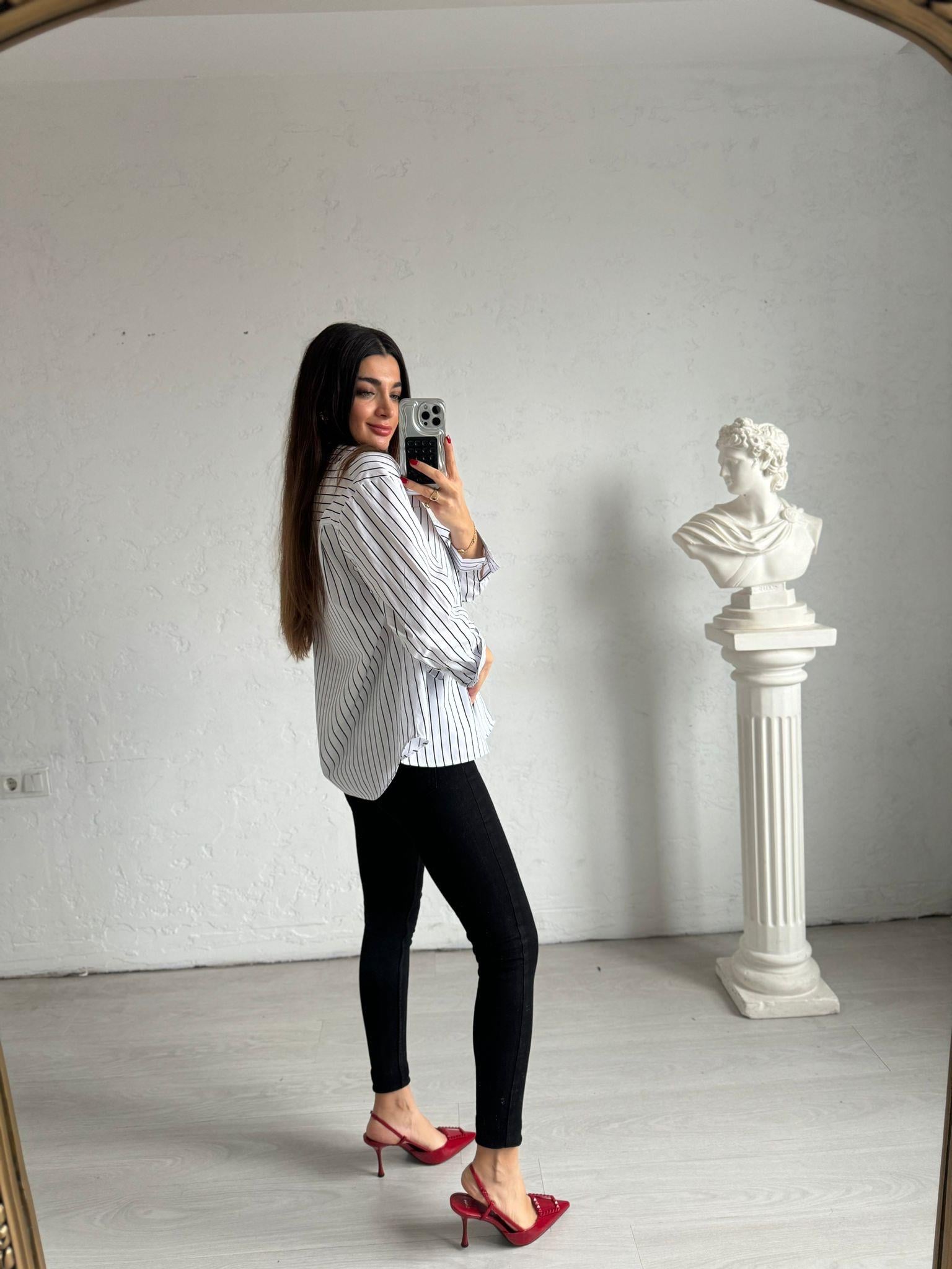 Beyaz Siyah Çizgili Tek Cepli Gömlek