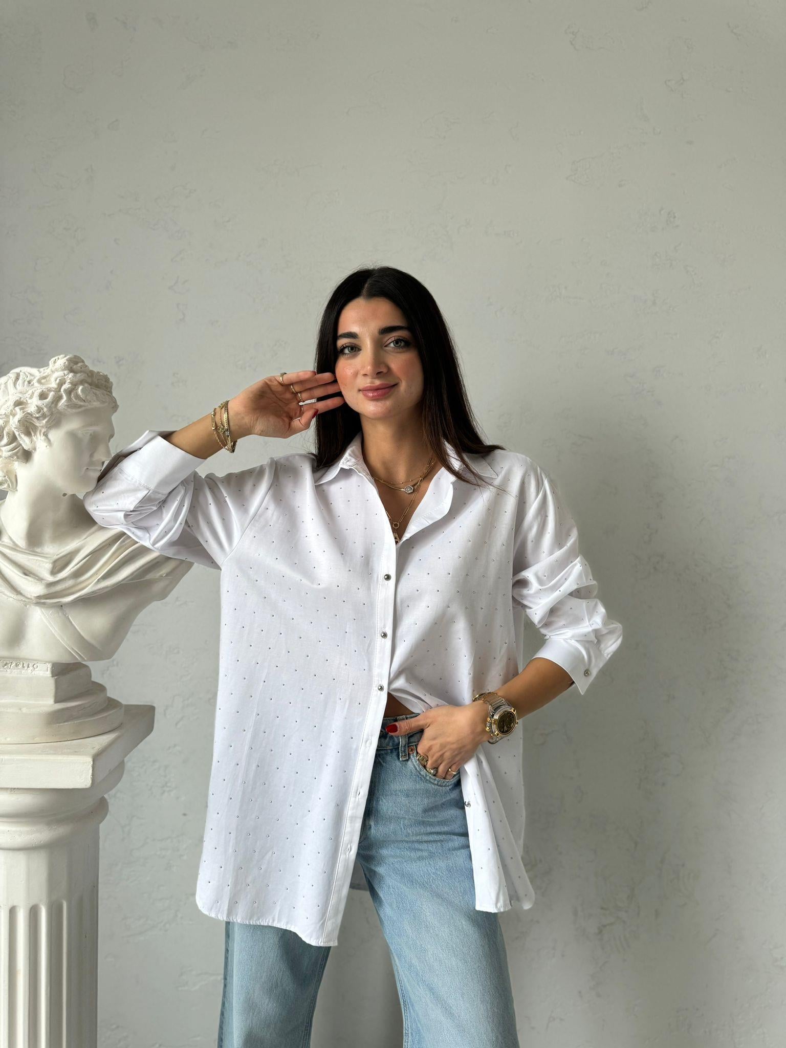 Beyaz Taş İşlemeli Gömlek