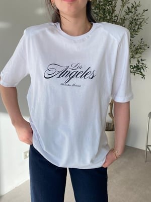 Beyaz Vatkalı Los Angeles Tişört