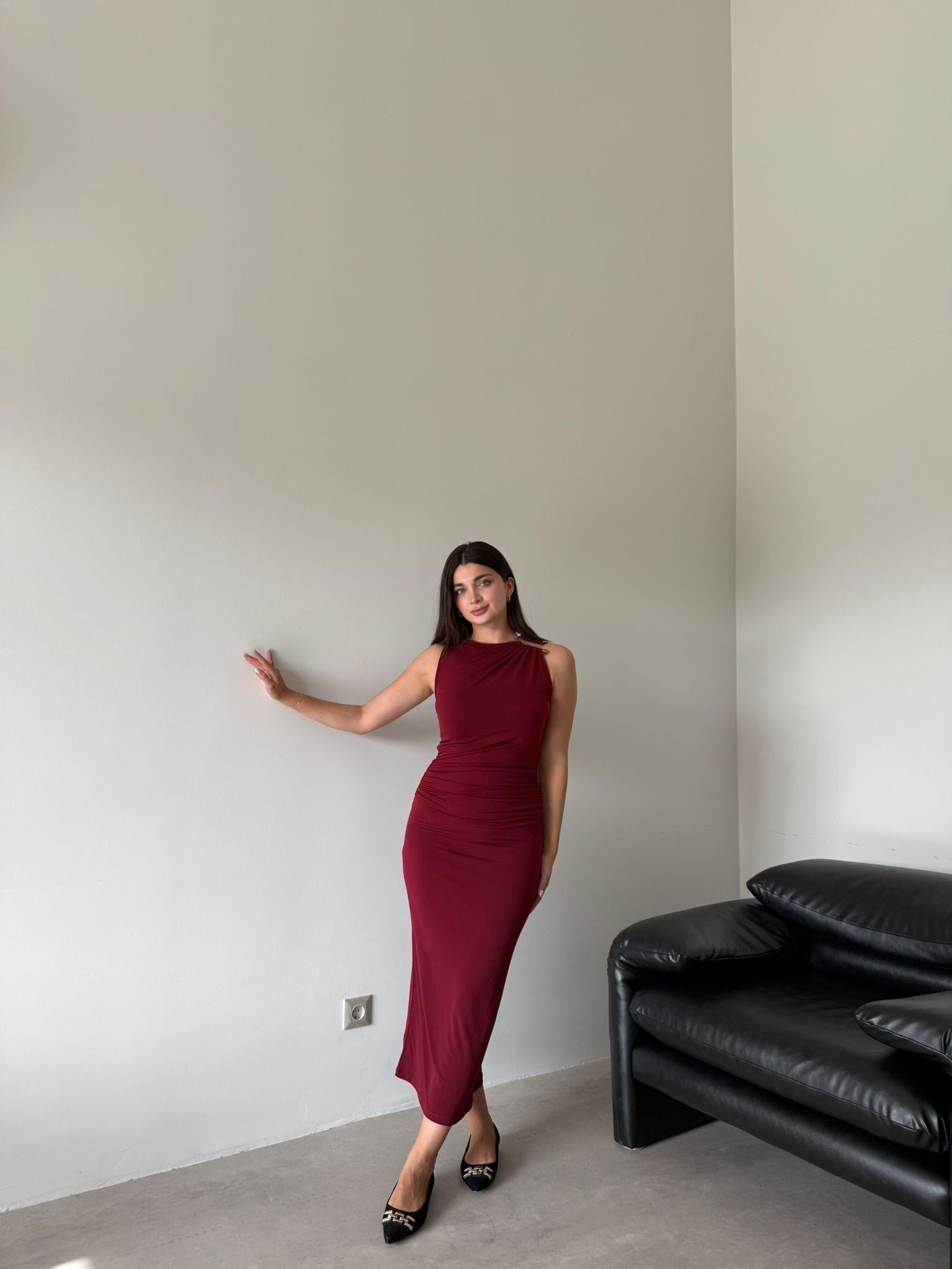 Bordo Drapeli Omuz Detaylı Elbise
