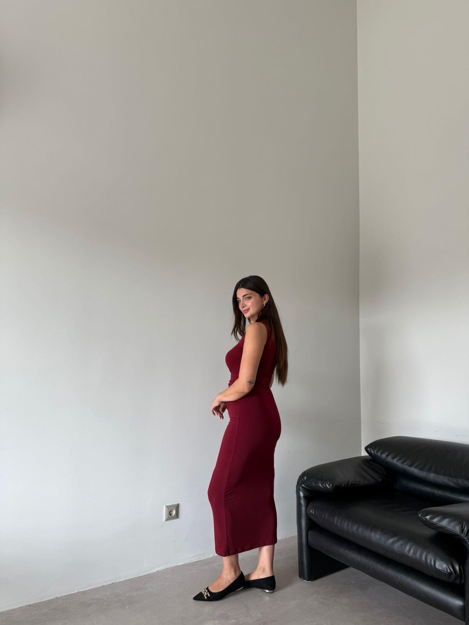 Bordo Drapeli Omuz Detaylı Elbise