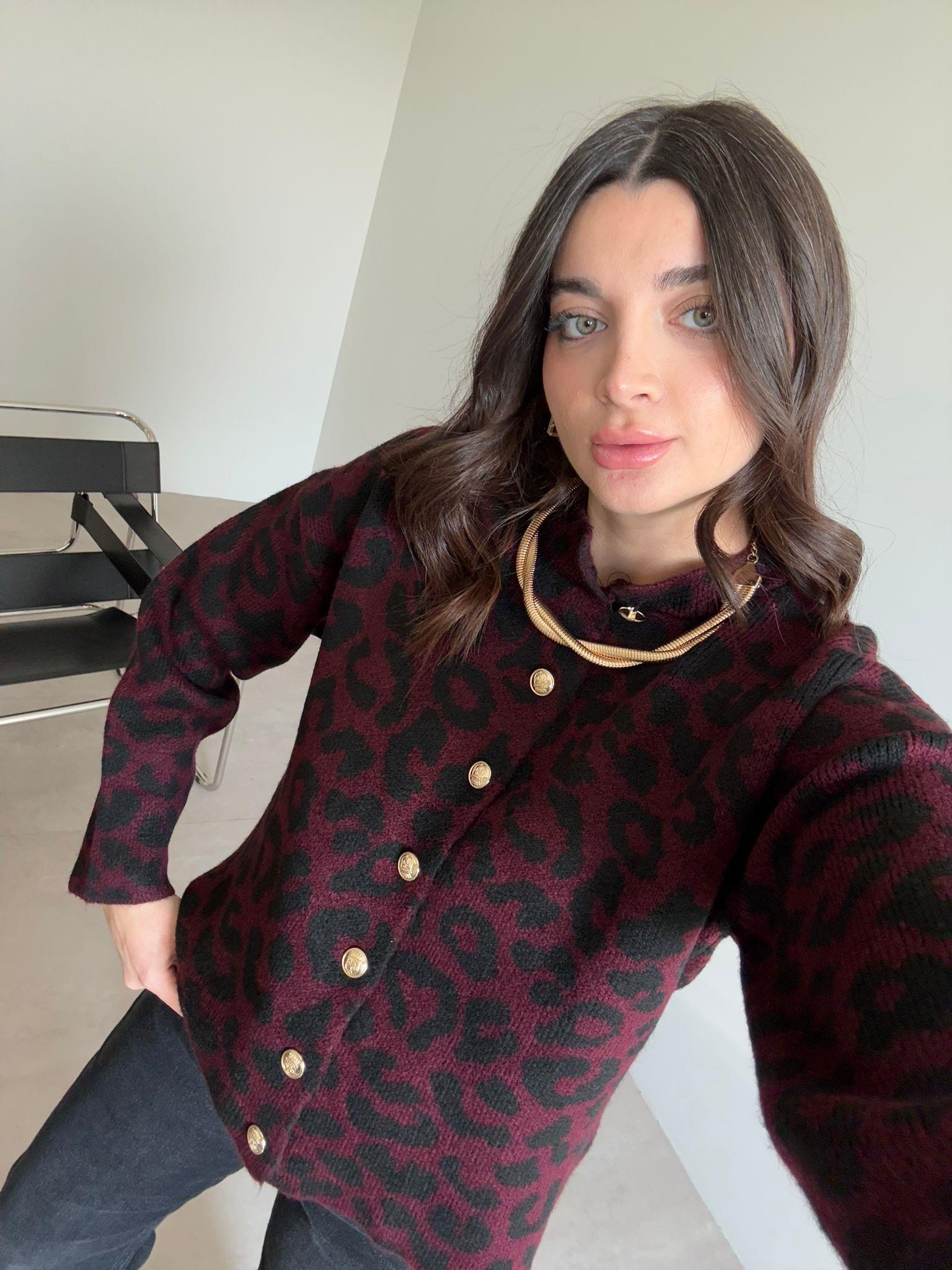 Bordo Leopar Desenli Gold Düğmeli Hırka