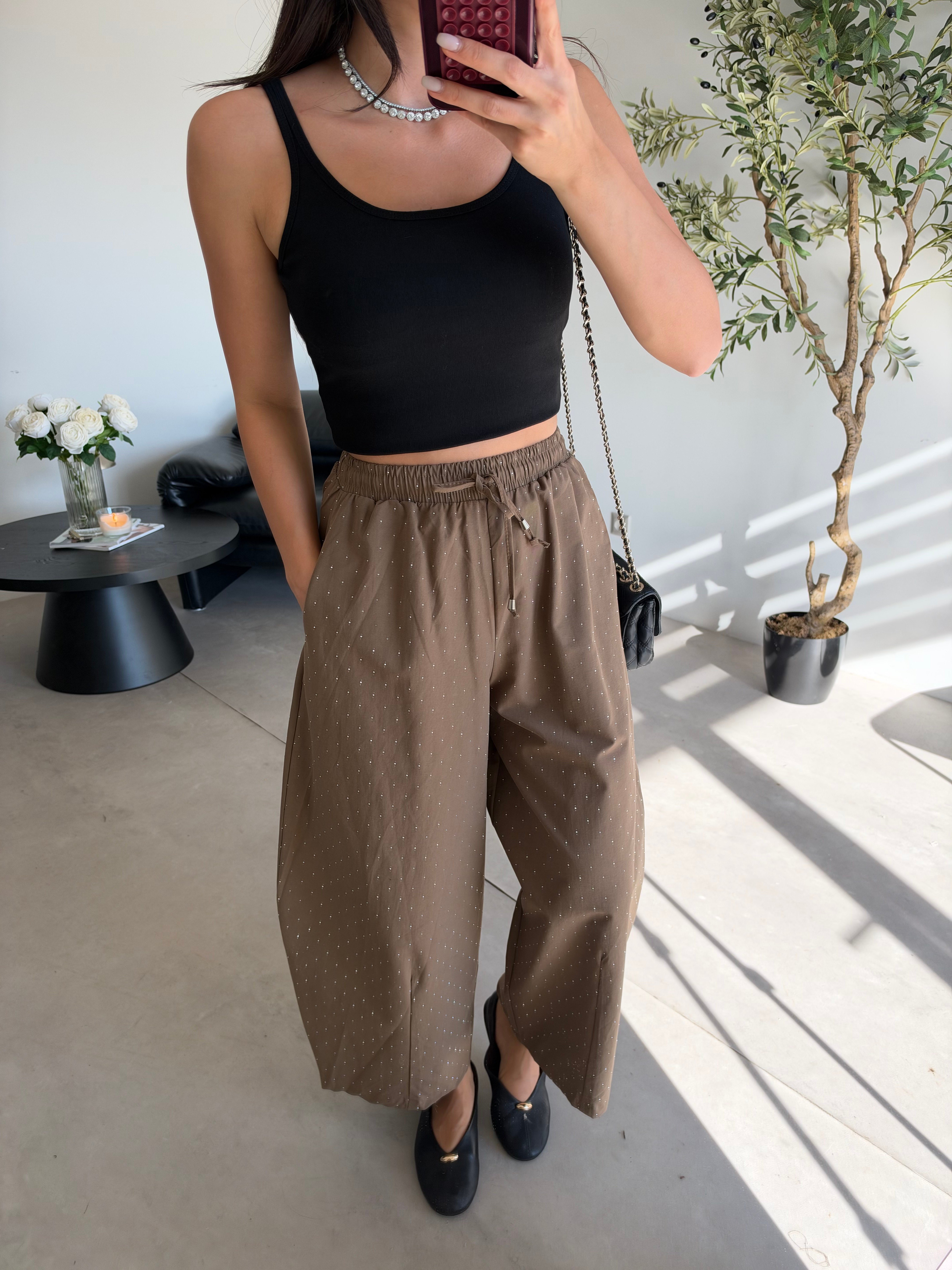 Camel Beli Lastikli Shiny Pantolon
