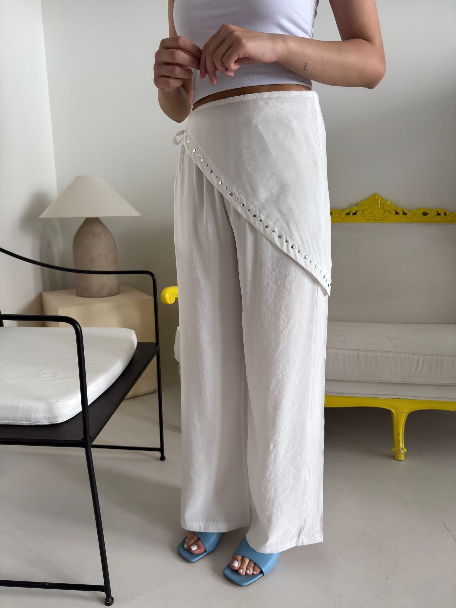 Ekru Beli Lastikli Drop Şallı Pantolon