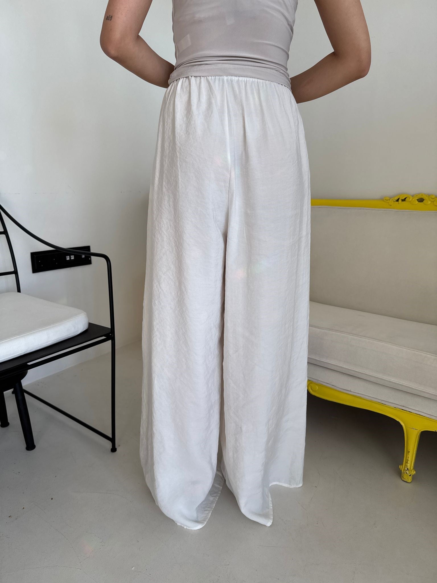 Ekru Beli Lastikli Tensel Pantolon