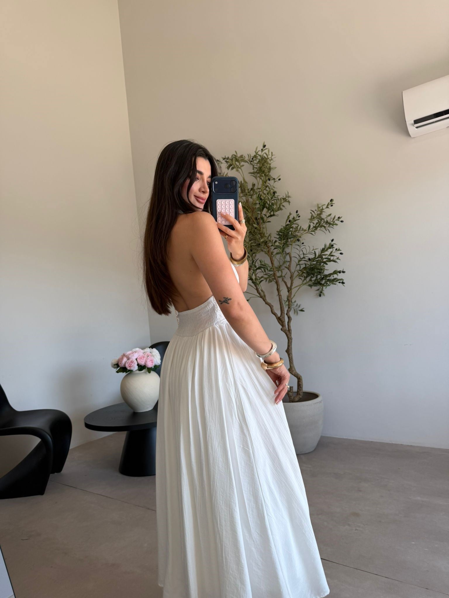 Ekru Boyundan Bağlamalı Elbise