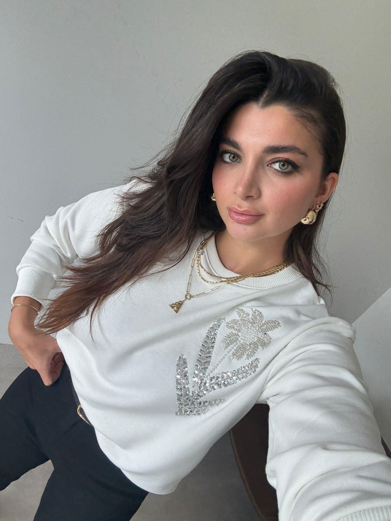 Ekru Çiçek İşlemeli Sweat