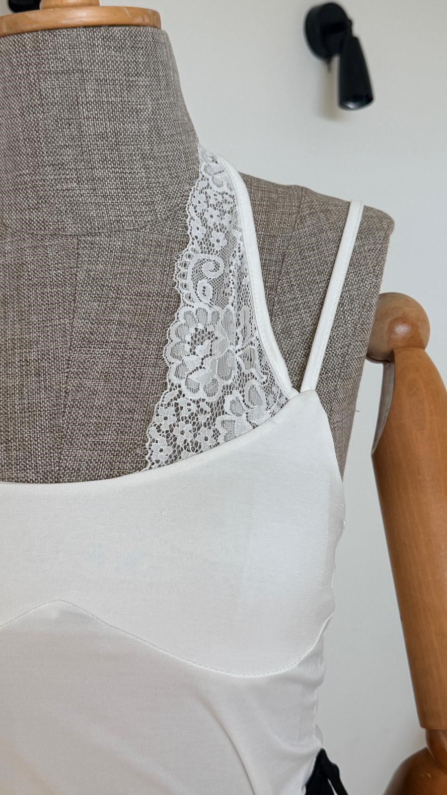 Ekru Dantelli Bağlamalı Bodysuit