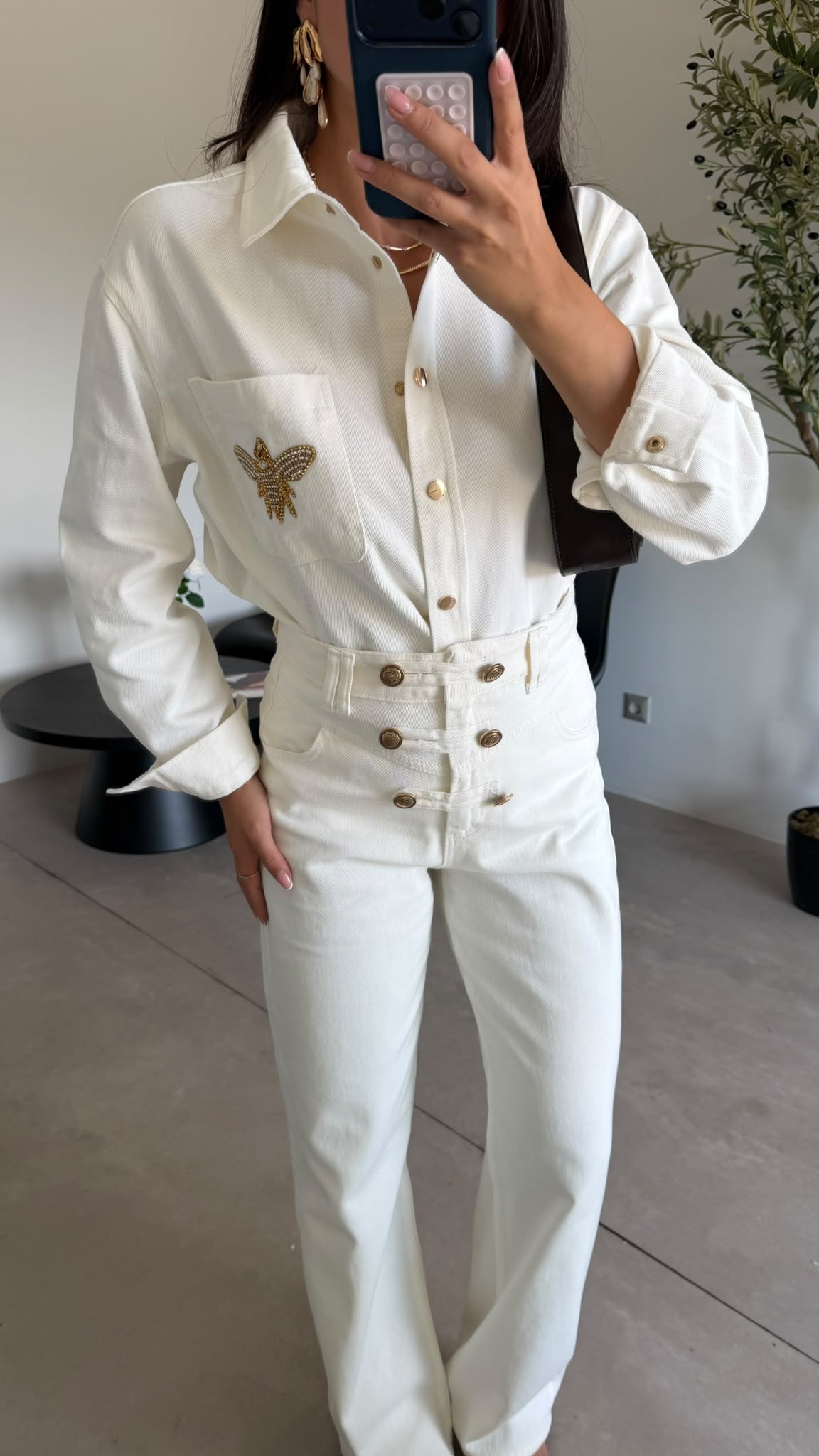Ekru Gold Taş Detaylı Gömlek 