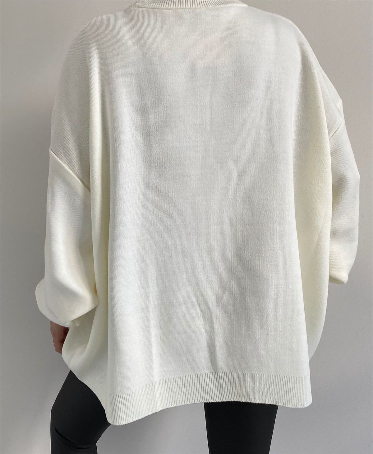 Ekru Oversize Sindy Kazak