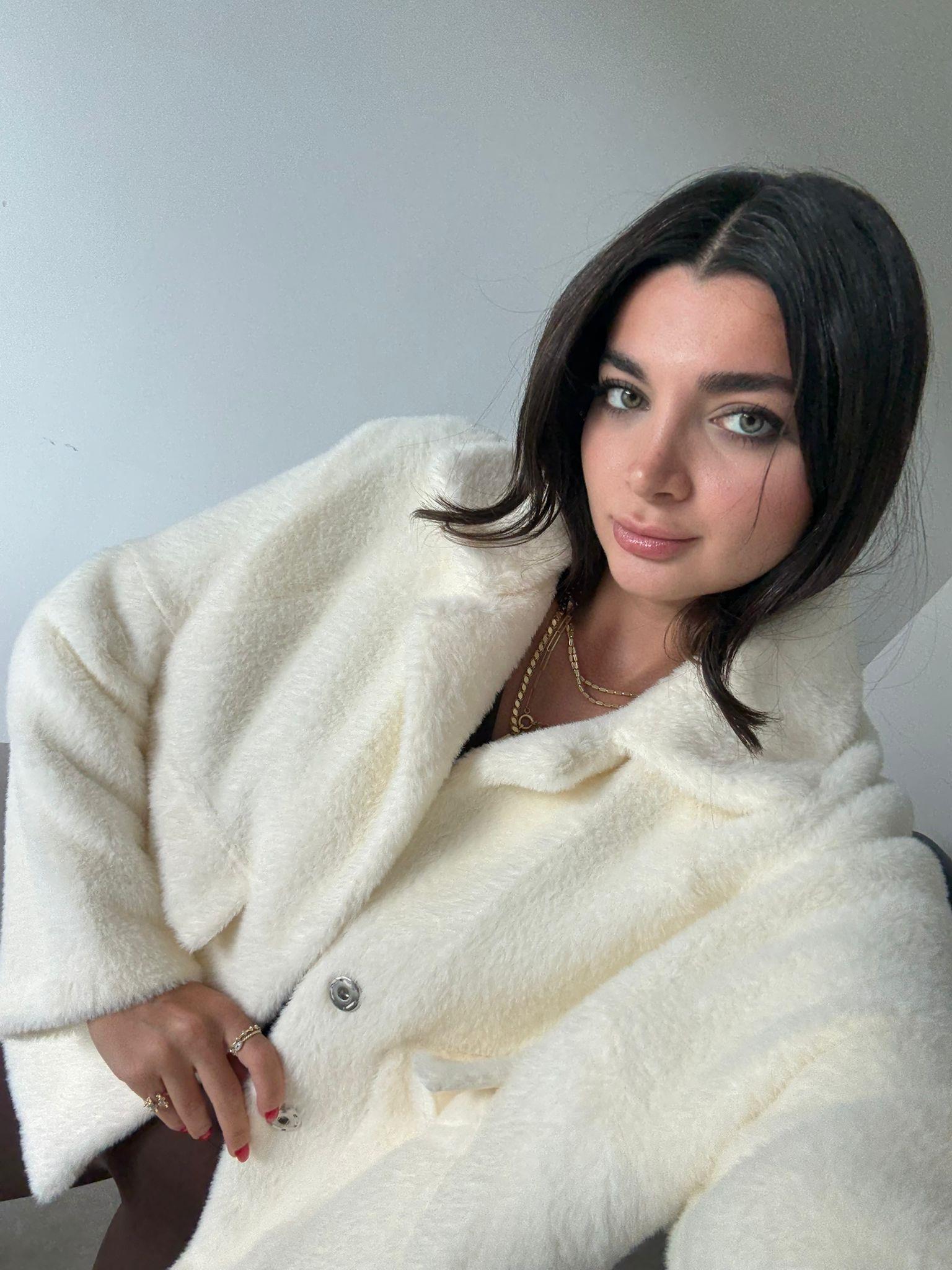 Ekru Oversize Yumuşacık Ceket