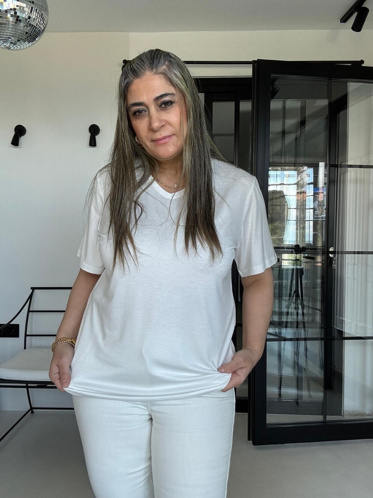 Ekru V Yaka Likralı Big Size Tişört