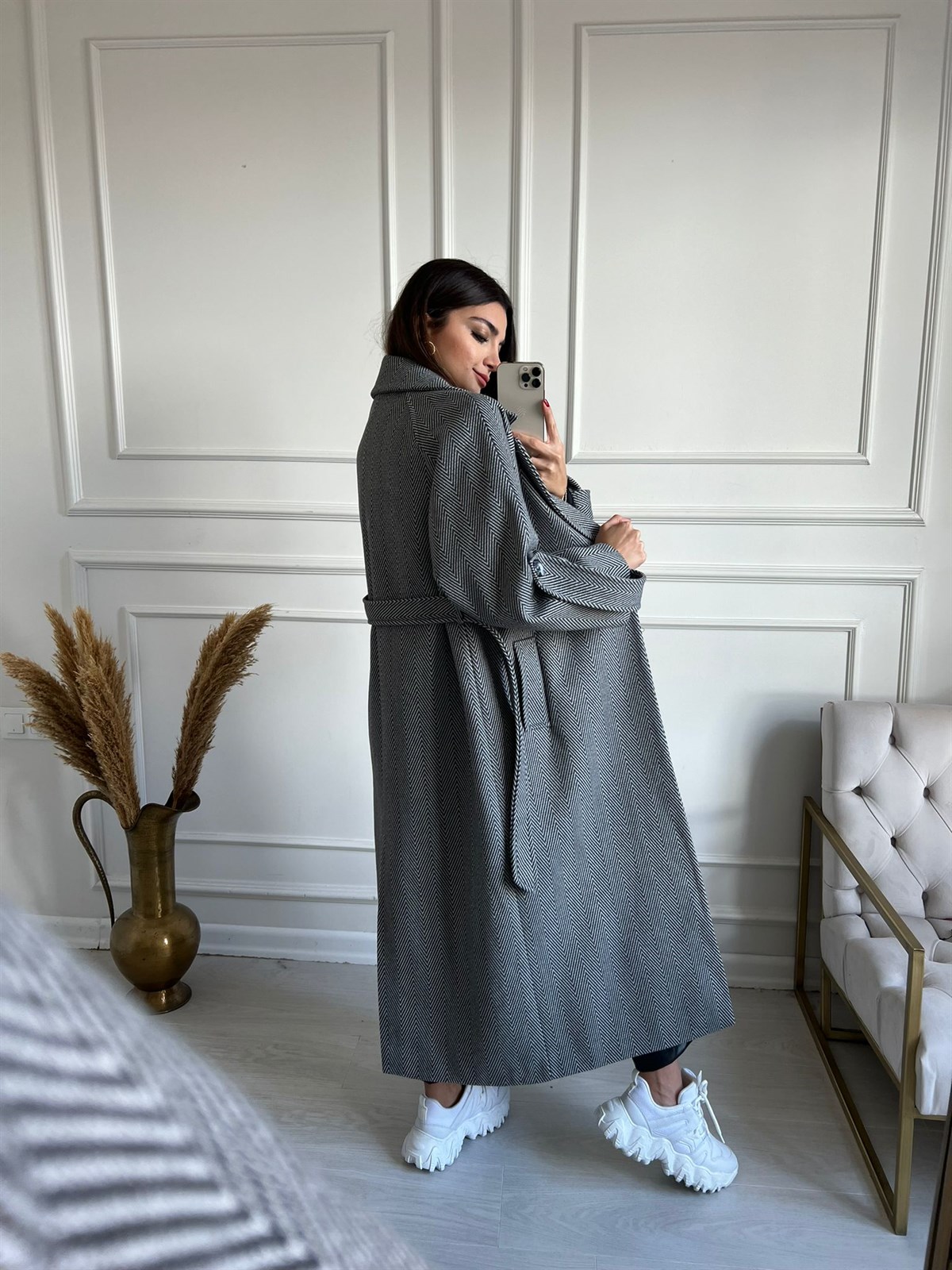 Gri Balıksırtı Kuşaklı Kaban