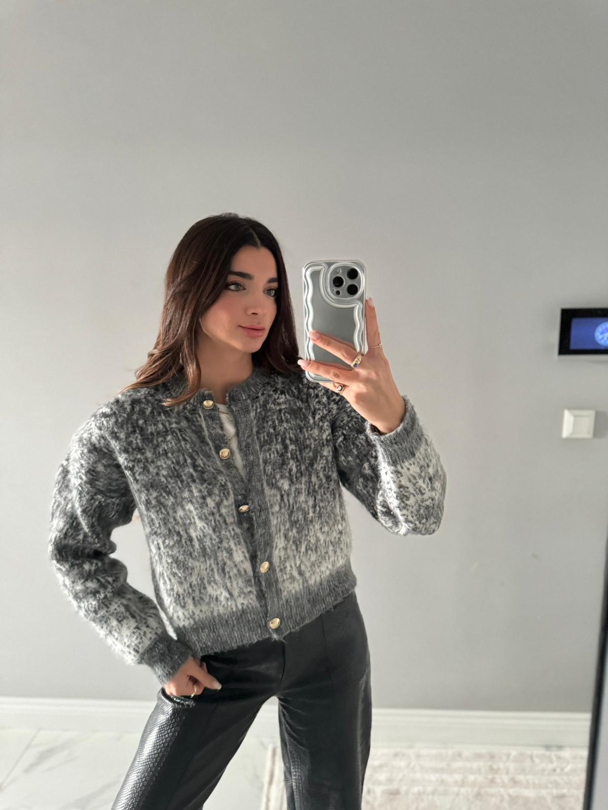 Gri Gold Düğmeli Vintage Hırka 