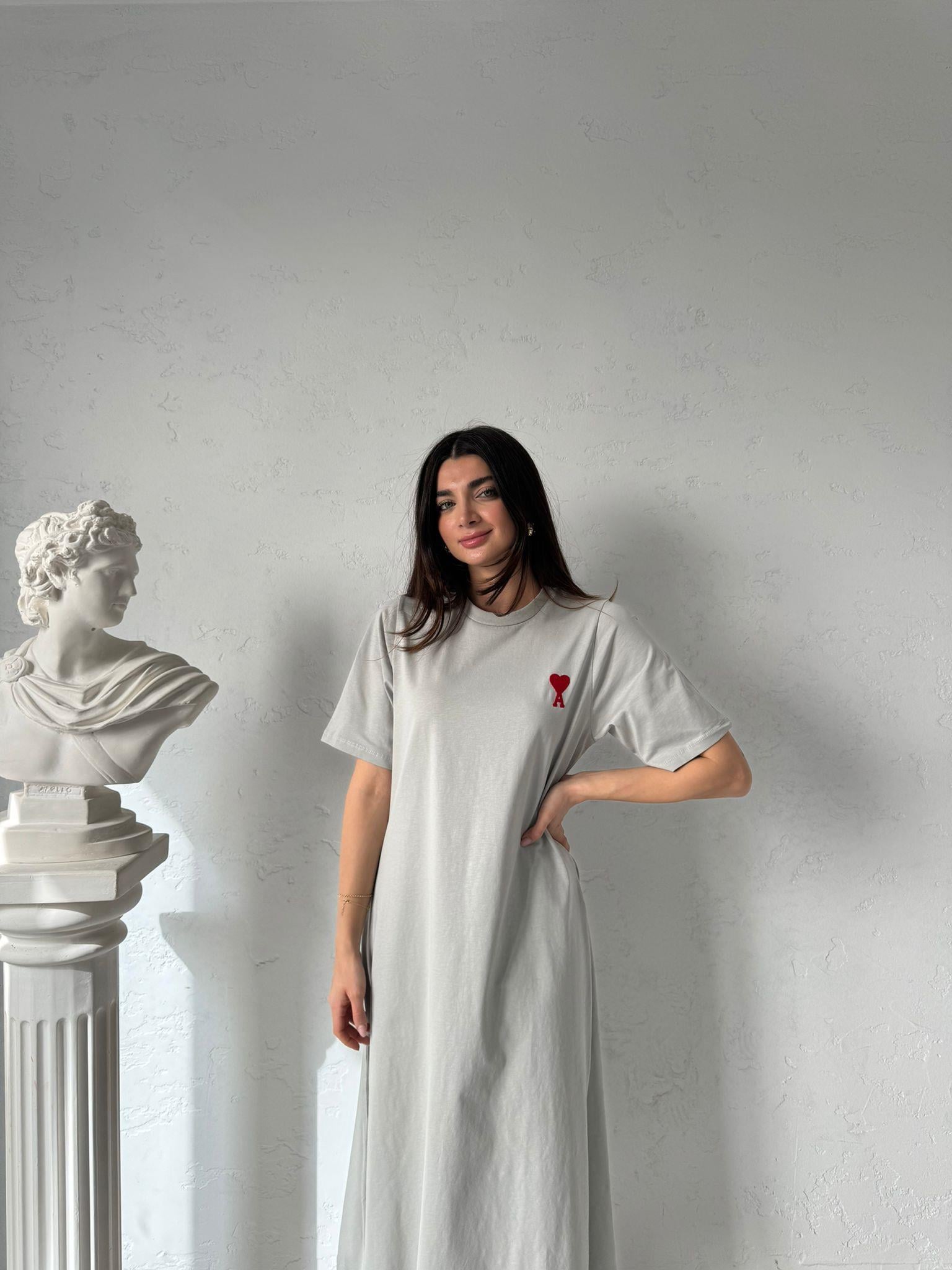 Gri Harf Nakışlı Basic Elbise