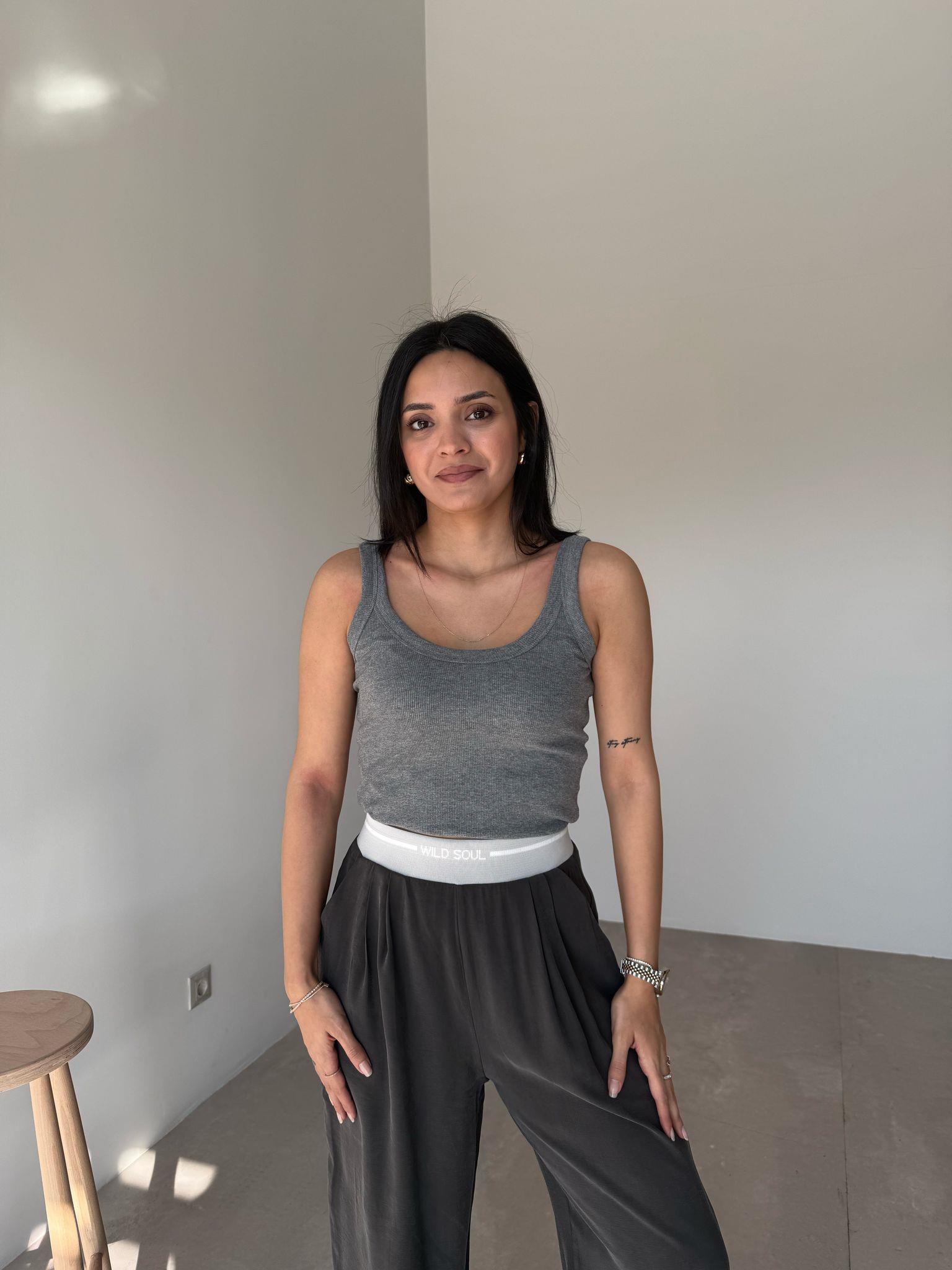 Gri Kalın Askılı Basic Triko Crop (55 Cm)