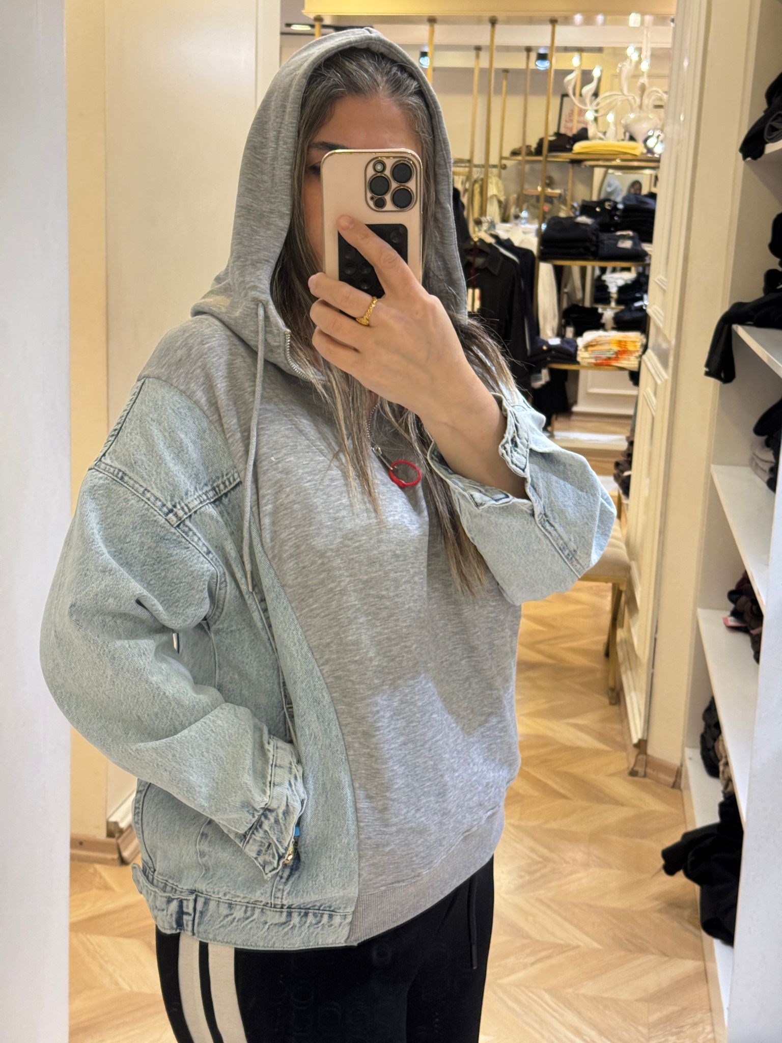 Gri Kapüşonlu Denim Detaylı Sweat